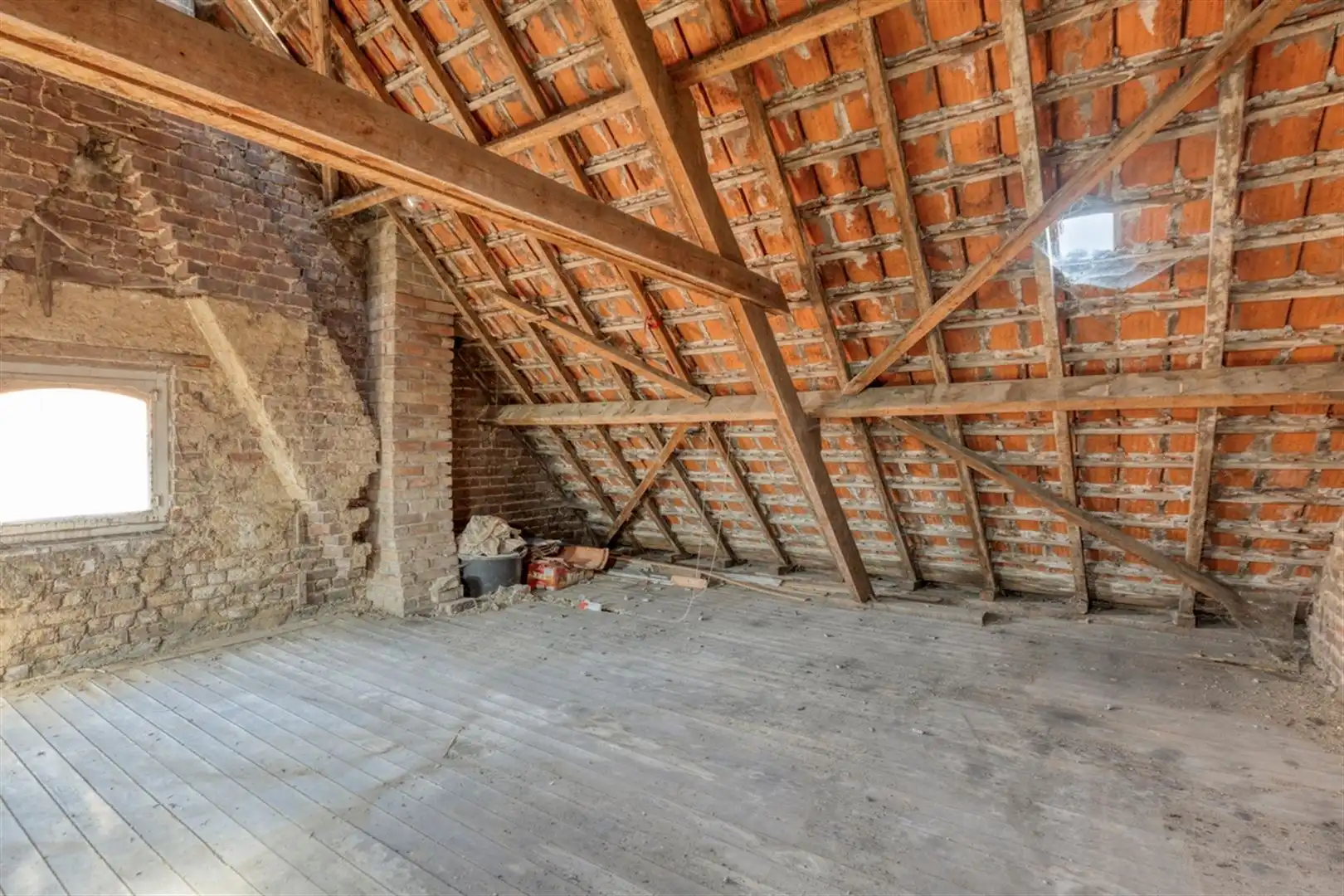 Verder af te werken woning in deelgemeent Welden foto 15
