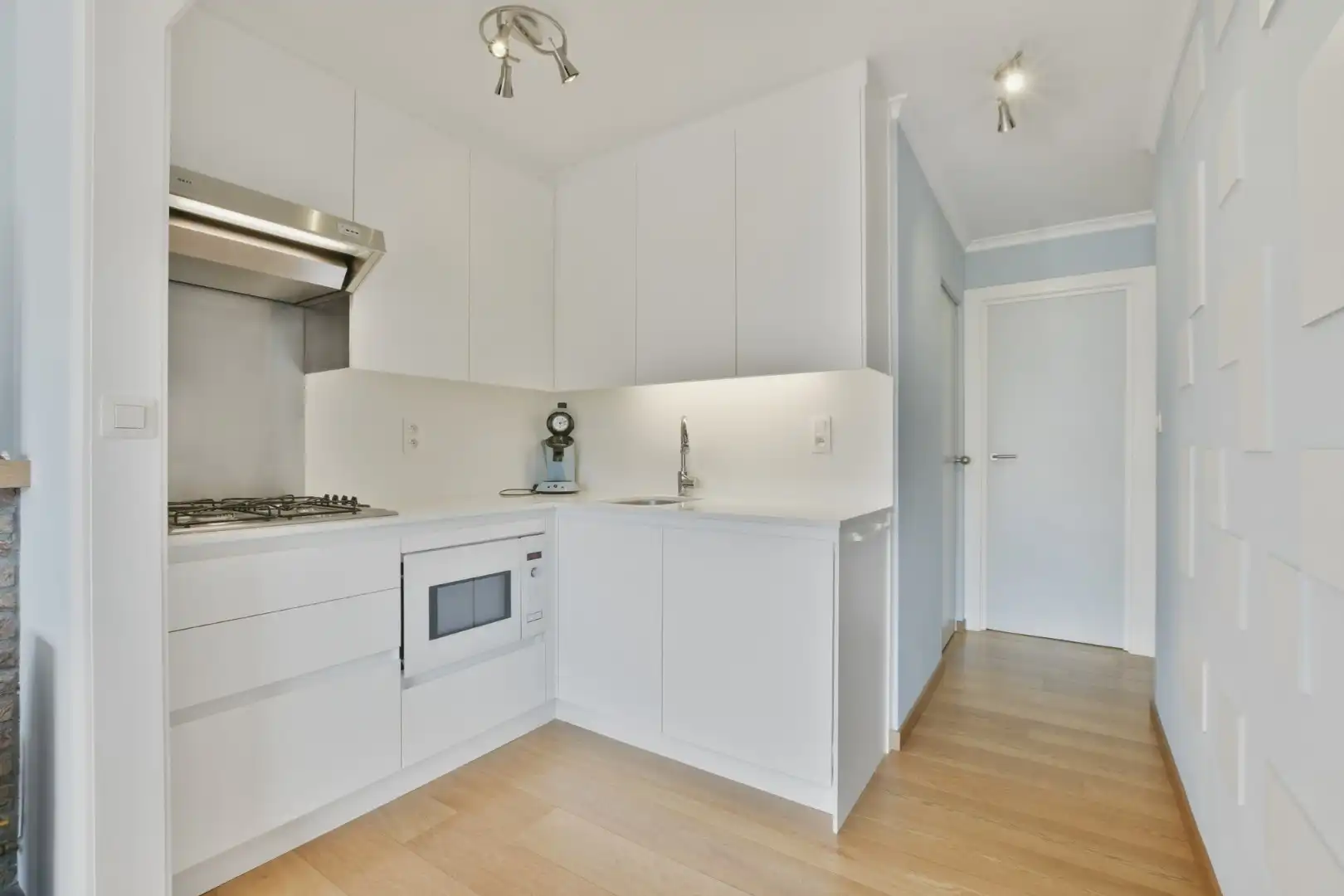 Appartement met 1 slaapkamer op centrale locatie te koop - vlakbij strand & zee!  foto 4