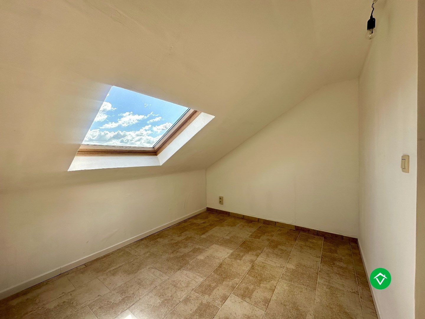 Instapklaar appartement met terras en 3 slaapkamers in een rustige wijk te Eernegem foto 10