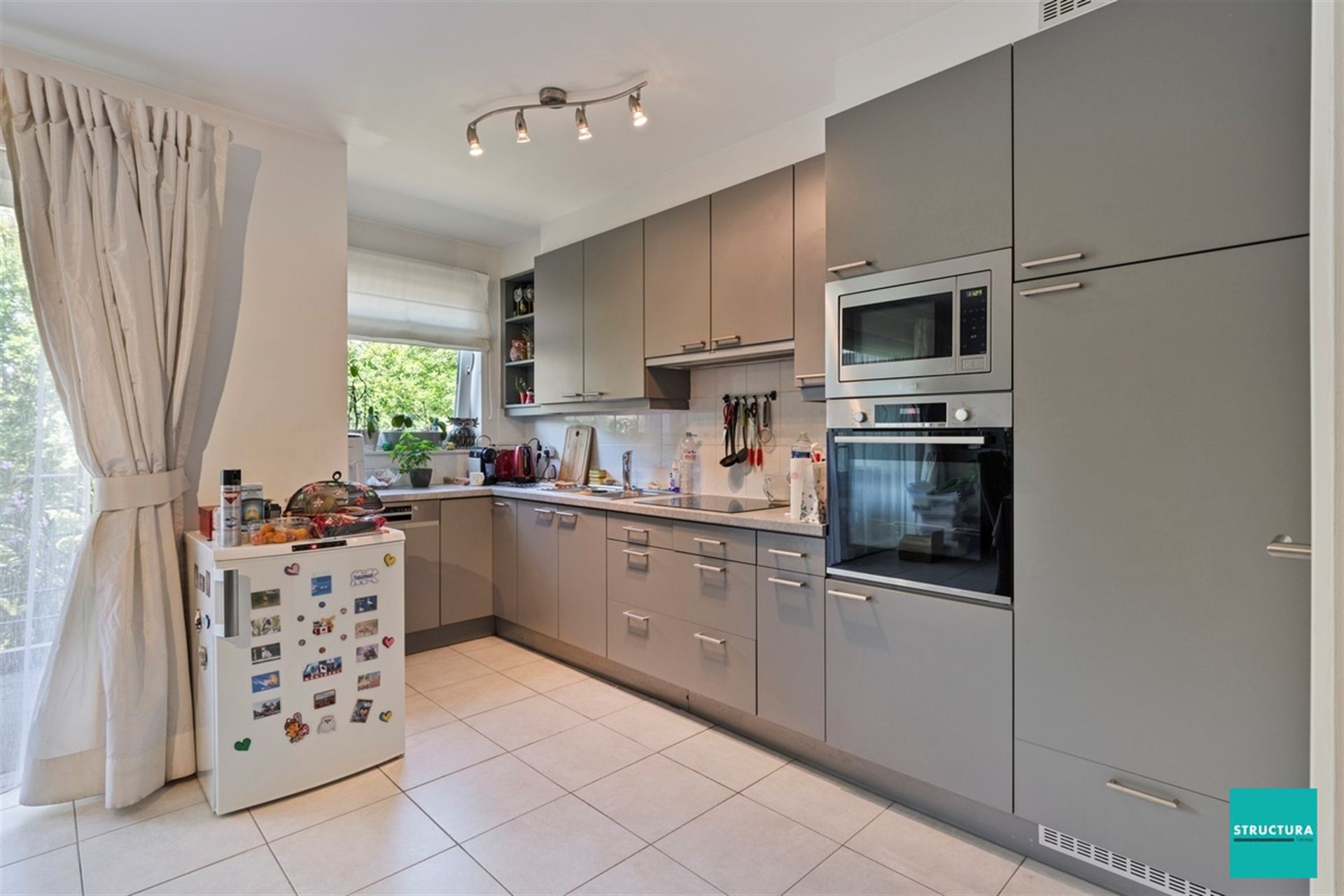 Schitterend modern appartement met 2 slaapkamers.



 foto 4