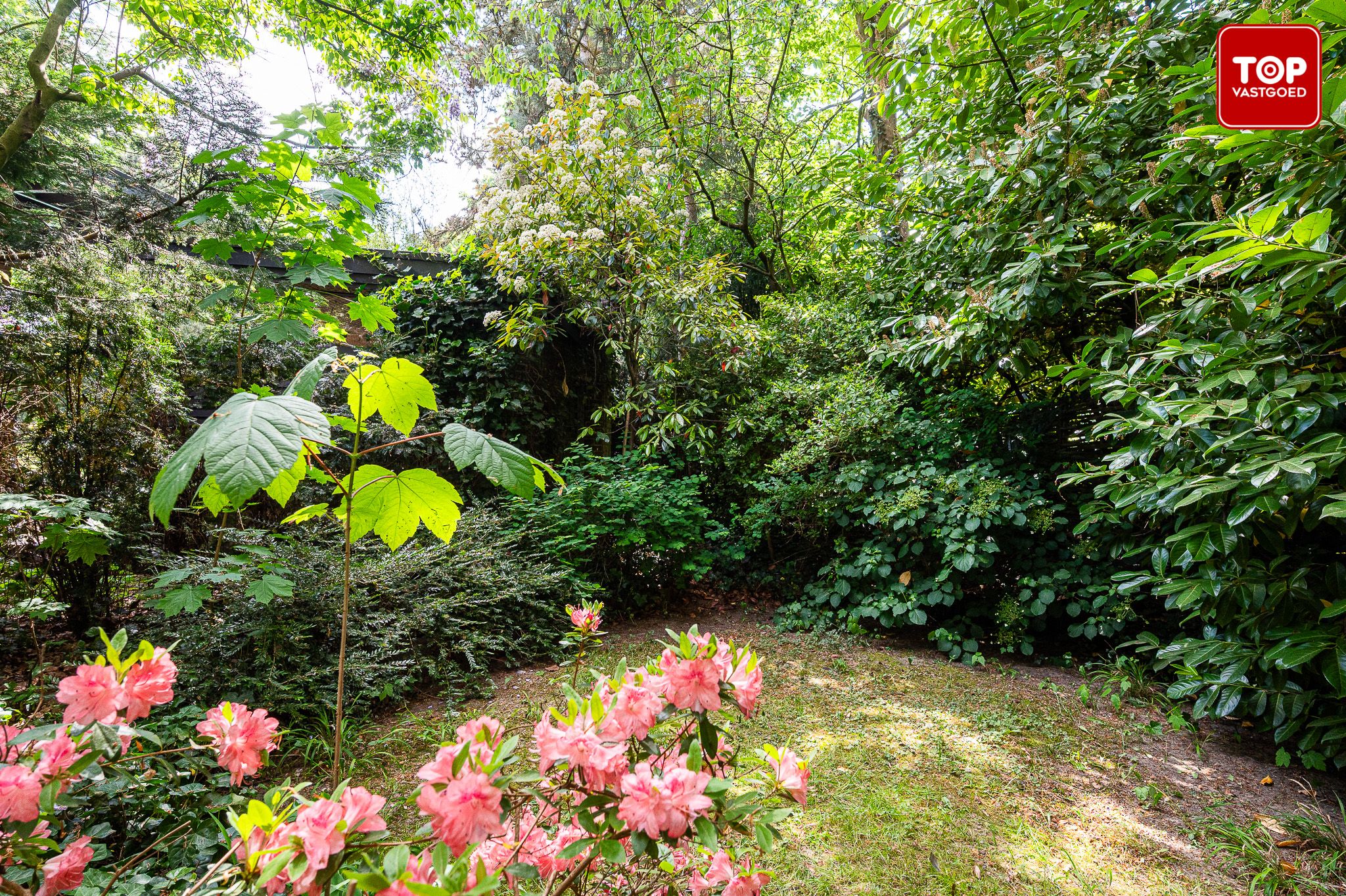 Charmante halfopen woning met fantastische tuin op een Topligging in Sint-Denijs-Westrem foto 17