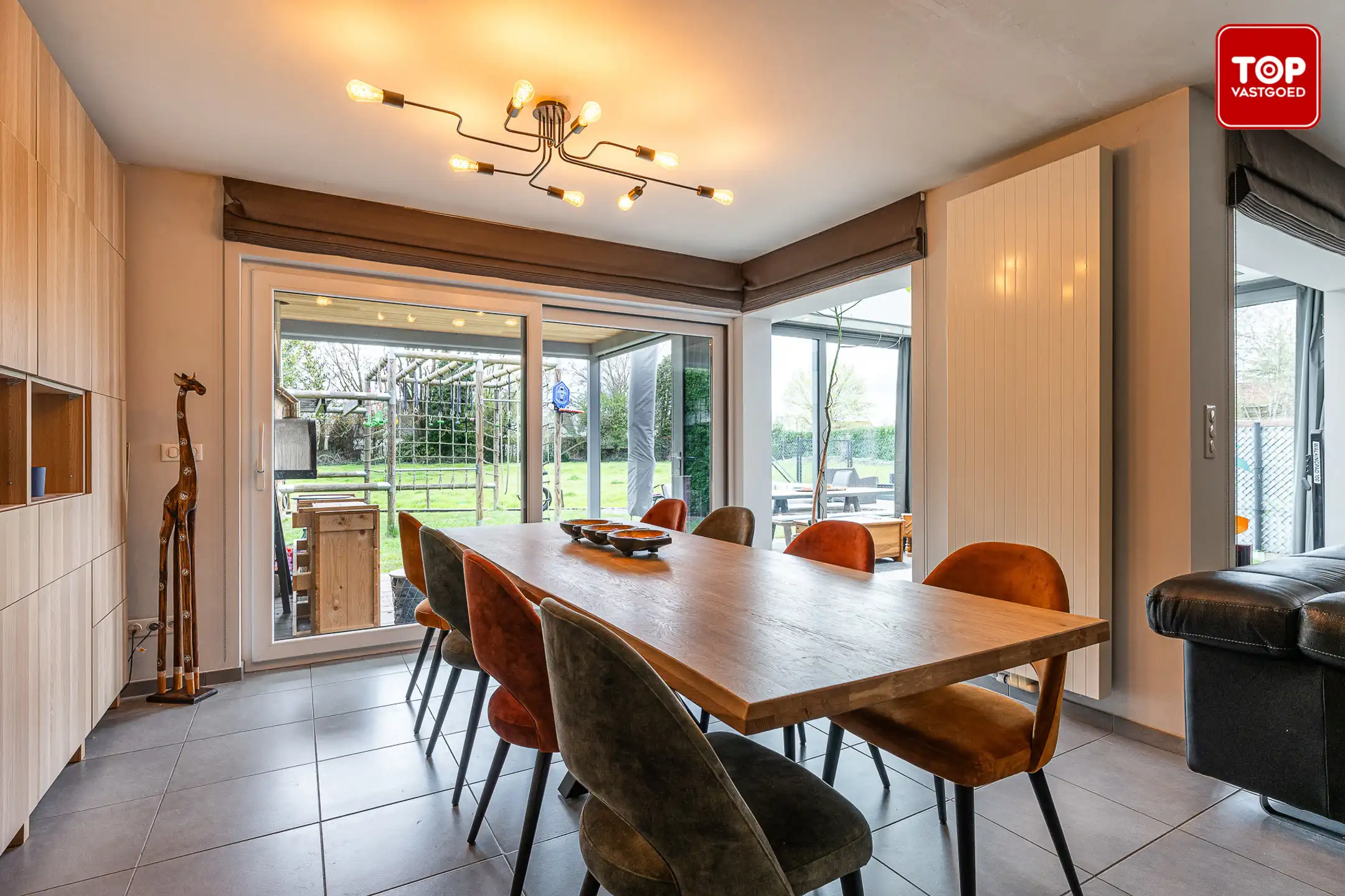 Ruime, energiezuinige woning in een rustige wijk. foto 8