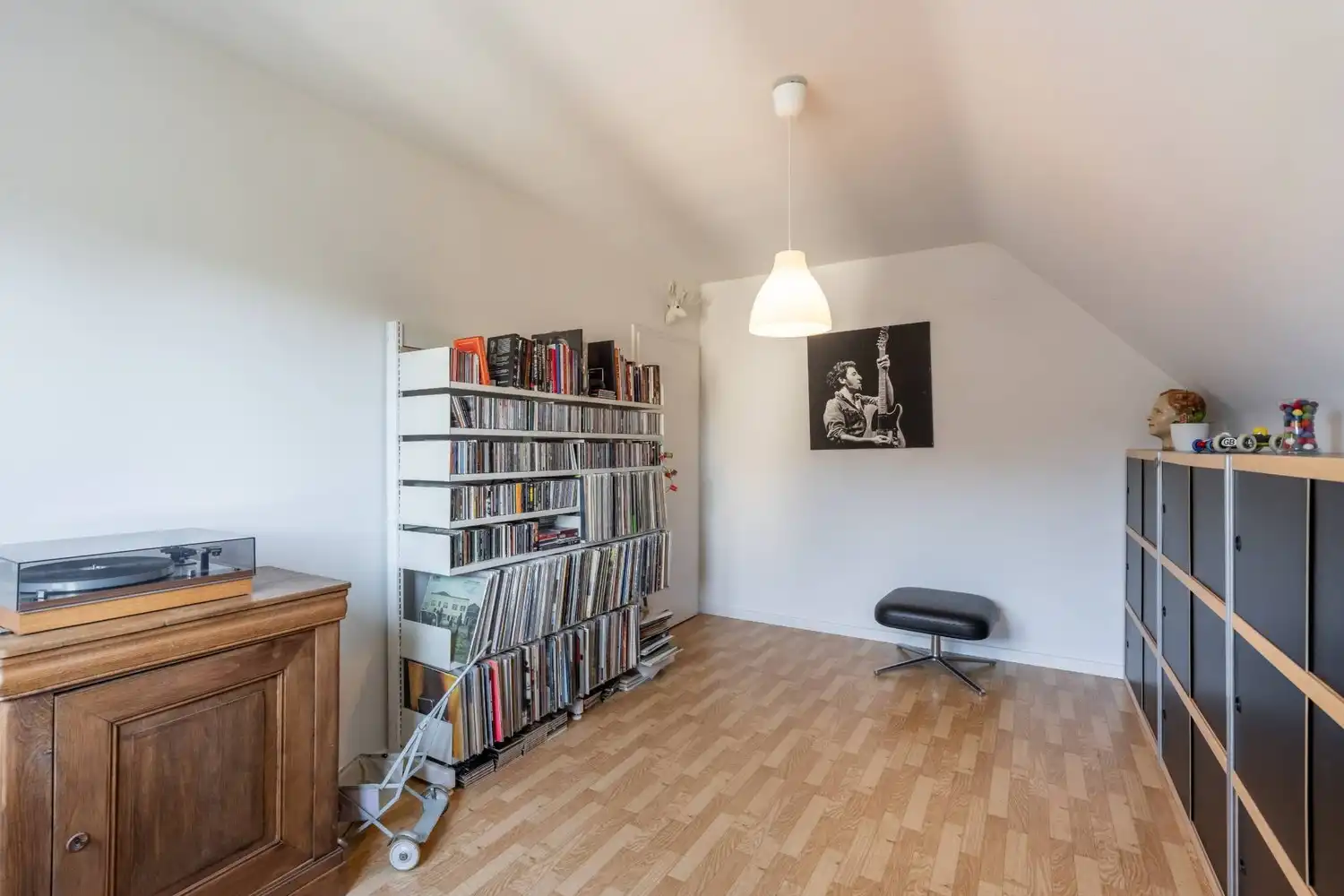 Rustig gelegen en vrijstaande woning met 3 ruime slaapkamers, een oprit met een garage en een mooie tuin in het groene Oud-Heverlee! foto 20