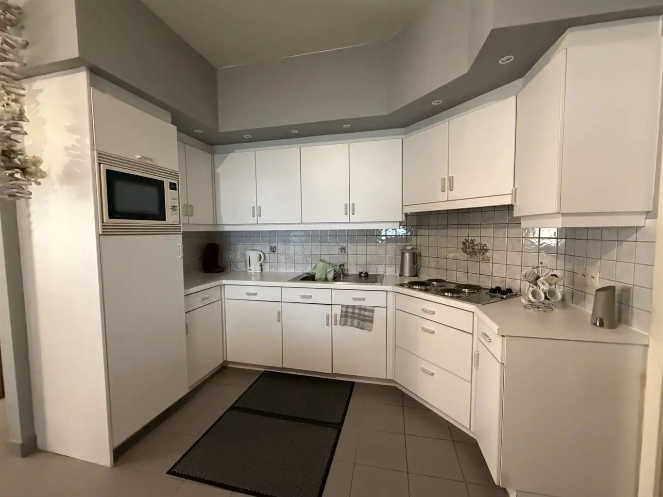 Gezellig, gelijkvloers 1-slaapkamer appartement gelegen vlakbij de Markt, in het centrum van Maaseik.  foto 4