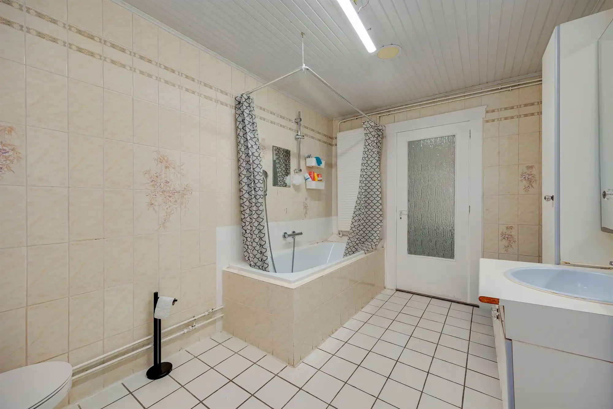 Bel-étage met 2 slaapkamers, dakterras en garagebox! foto 10