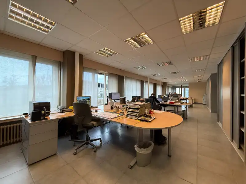 Opbrengsteigendom met 4 appartementen en kantoorruimte in de Haven van Gent foto 4