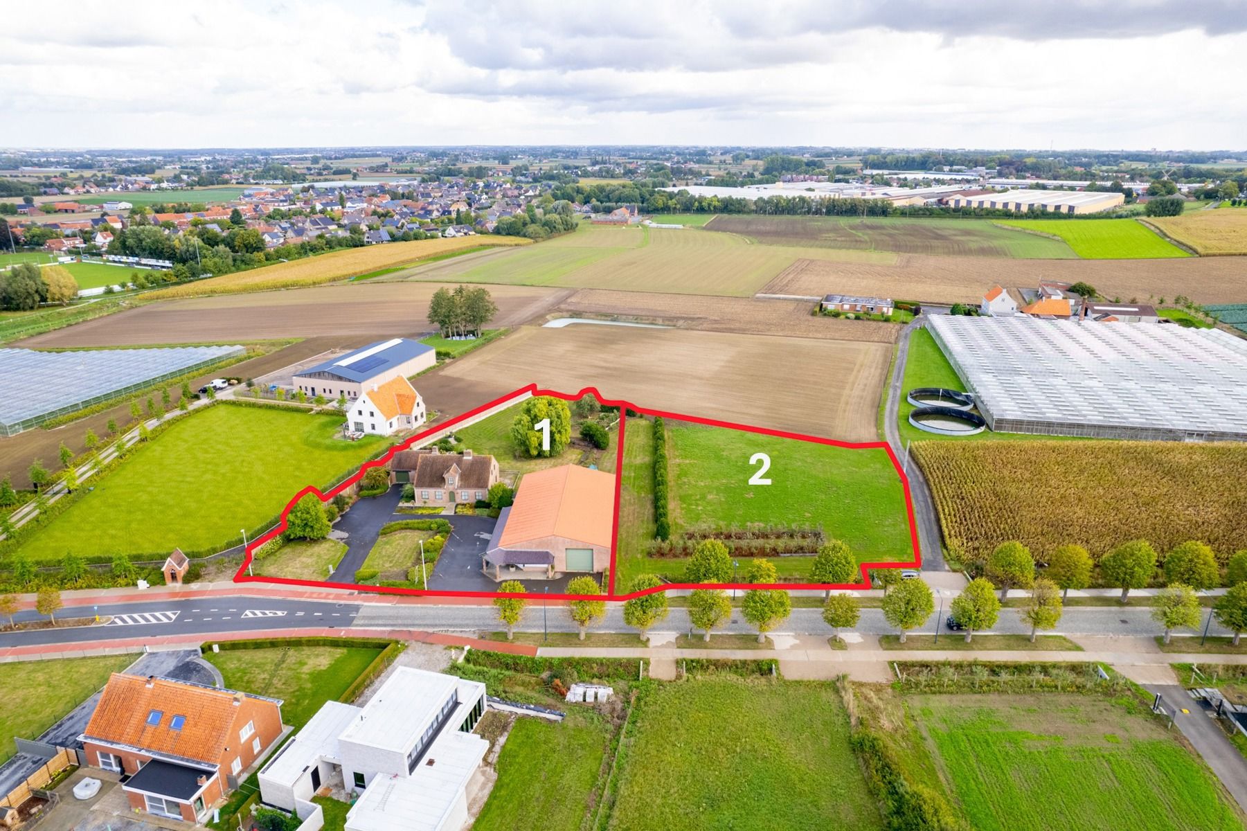 Interessante eigendom met loods van 420m² op een perceel van 7.200m² op een steenworp van Roeselare foto 5