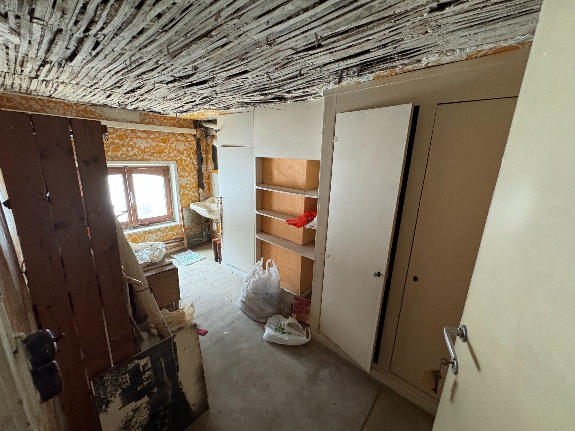 Te renoveren twee woonst te koop gelegen te Oostende. foto 17