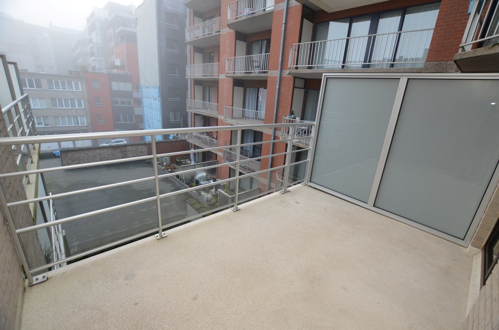 Mooi appartement met twee terrassen foto 7