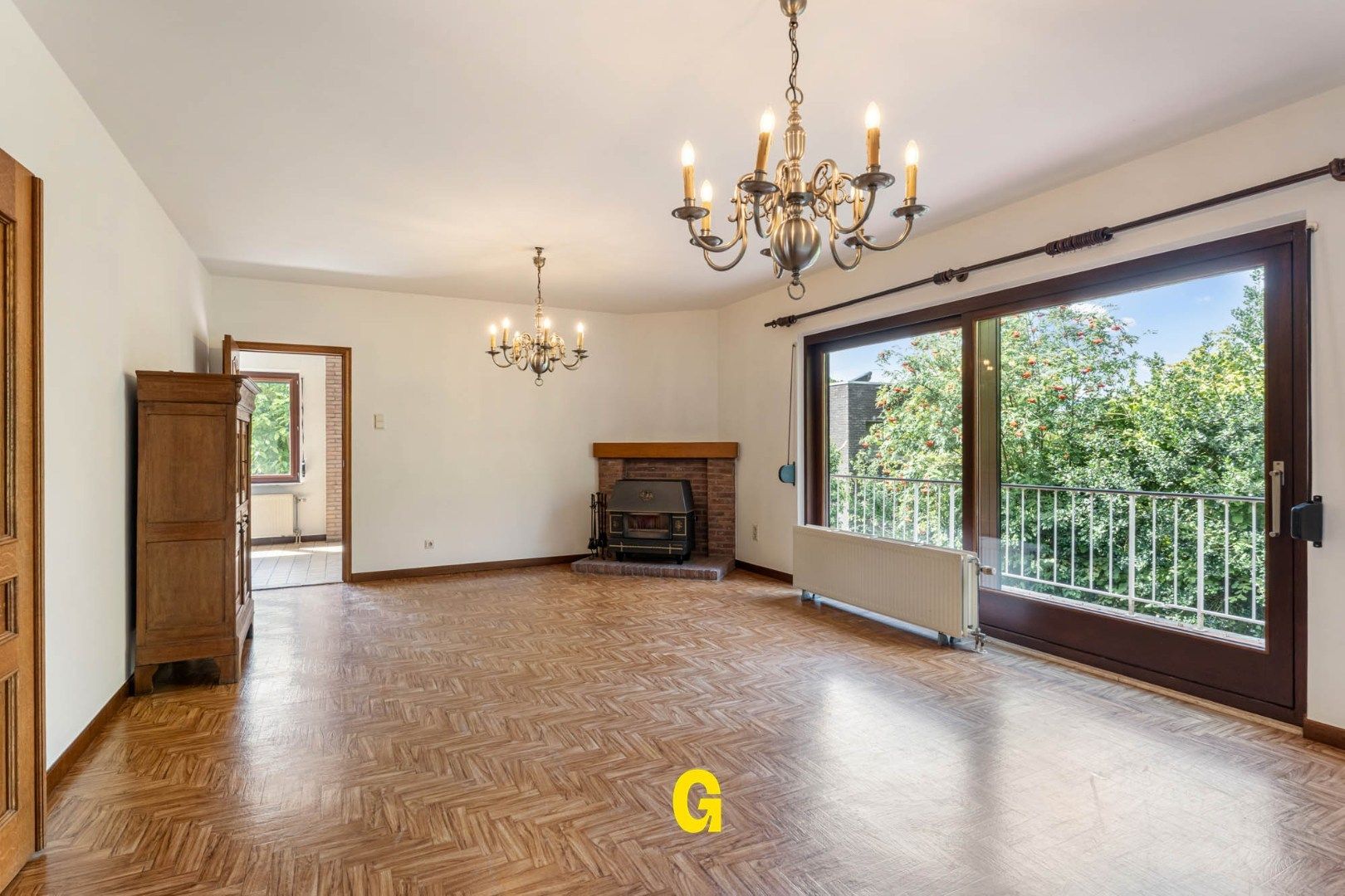 Vrijstaande woning met uitgesproken karakter op een uitstekende locatie in hartje Bilzen, op 11a 23ca foto 3