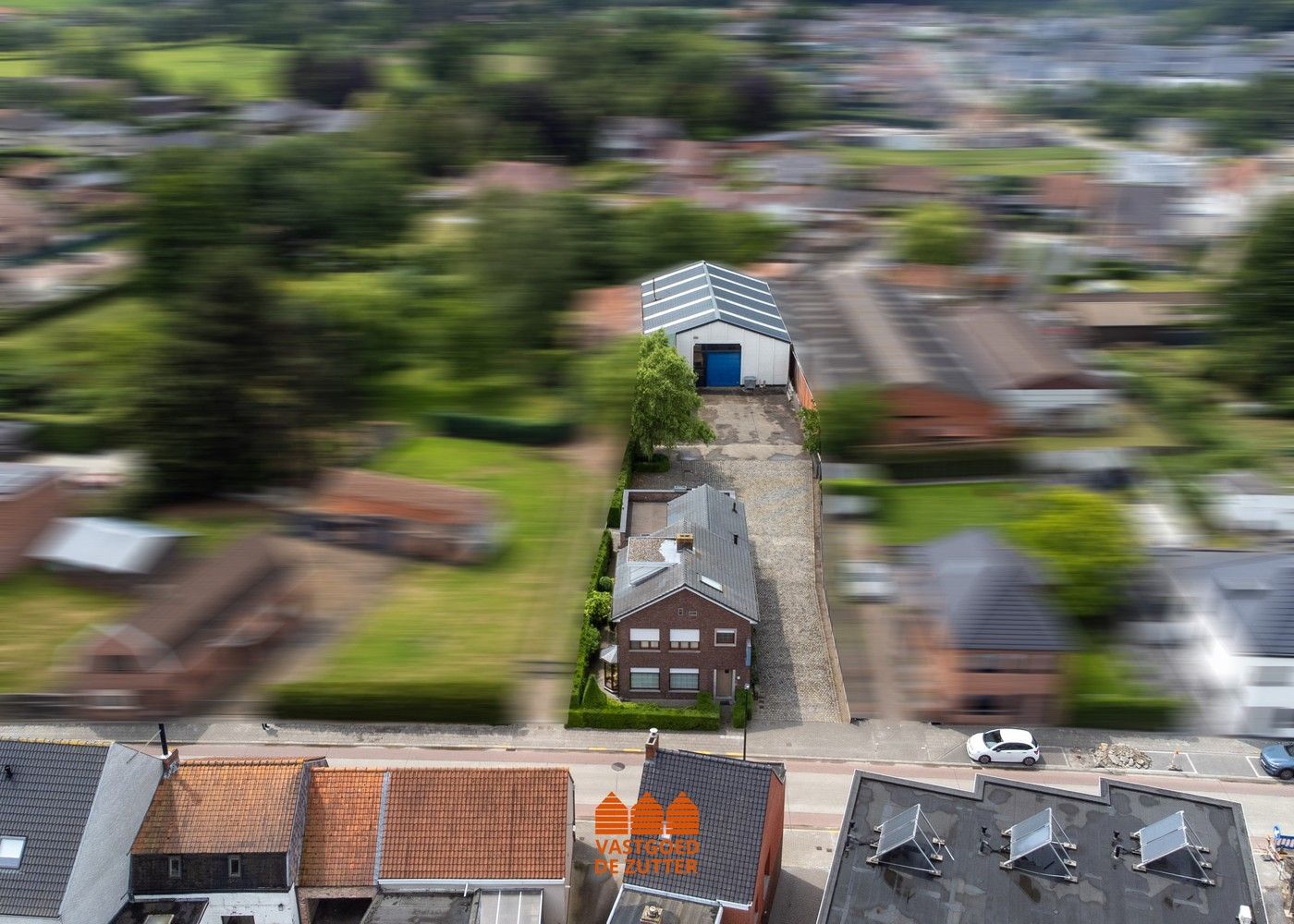 Unieke open bebouwing met functionele schrijnwerkerij op 1.376 m² foto 30