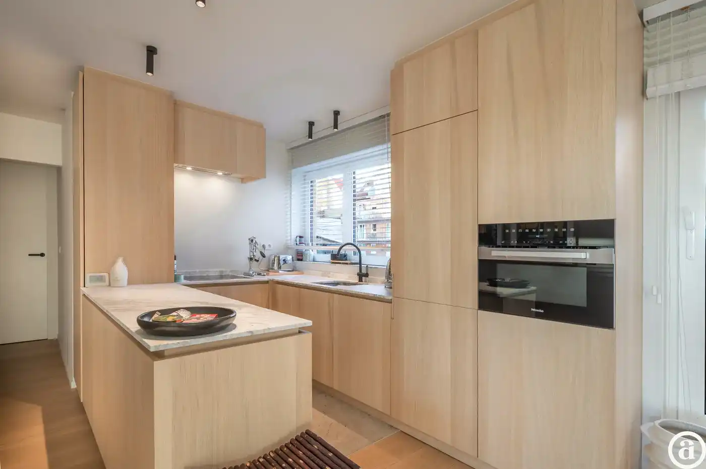 Luxueus appartement in het centrum van Knokke met uitzonderlijk ruim terras. foto 8