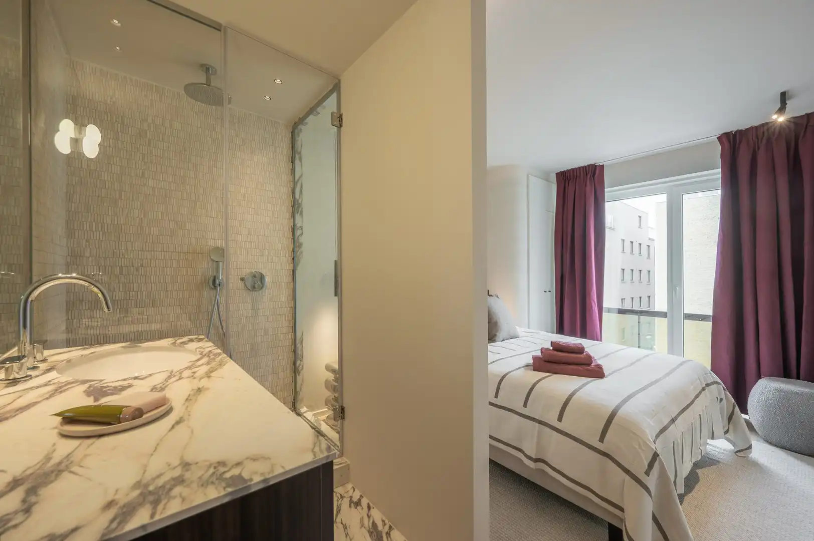 Prachtig gerenoveerd appartement nabij het centrum en de zee met open zichten. foto 23