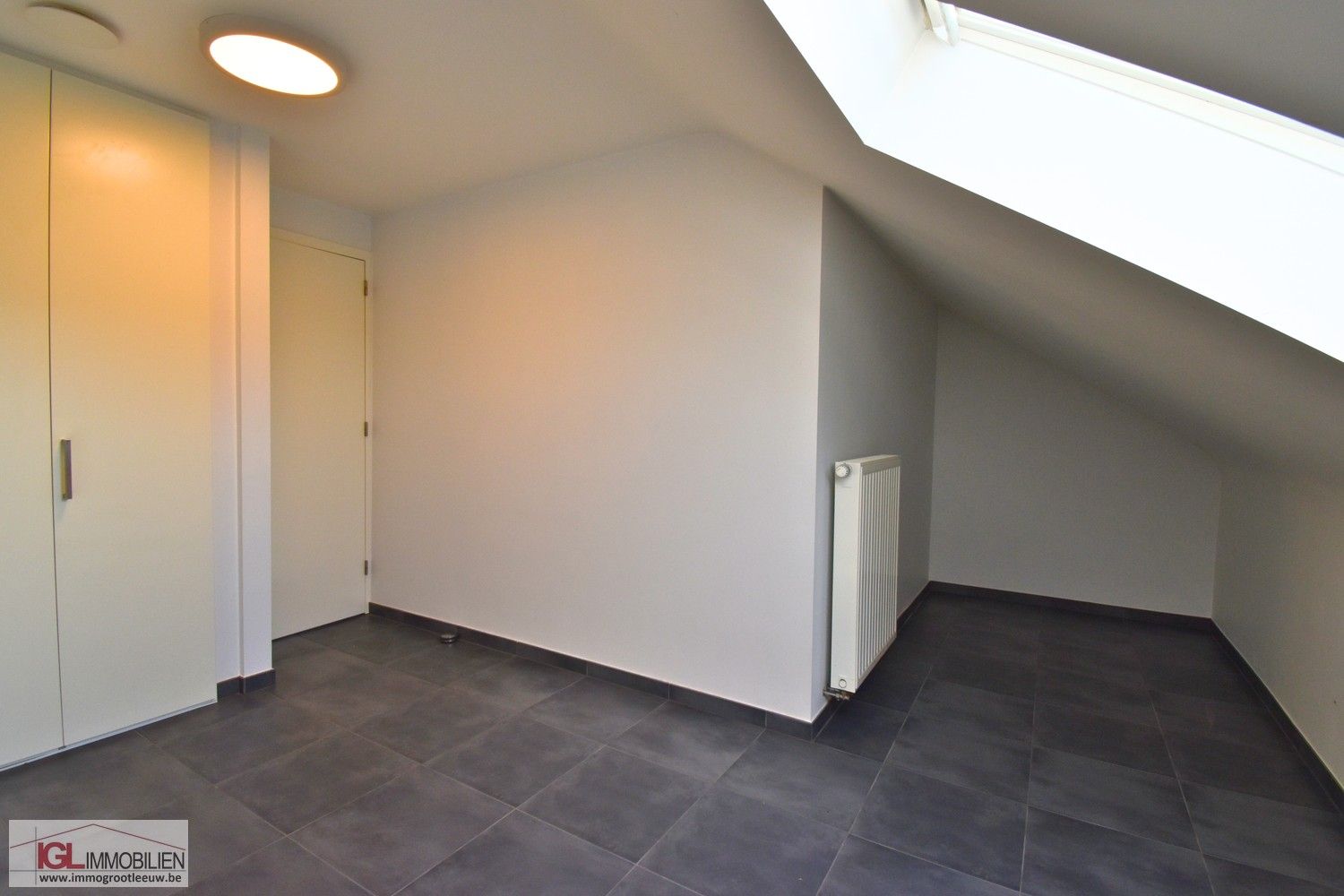 Triplex nieuwbouwappartement met 4 slaapkamers en garage foto 21