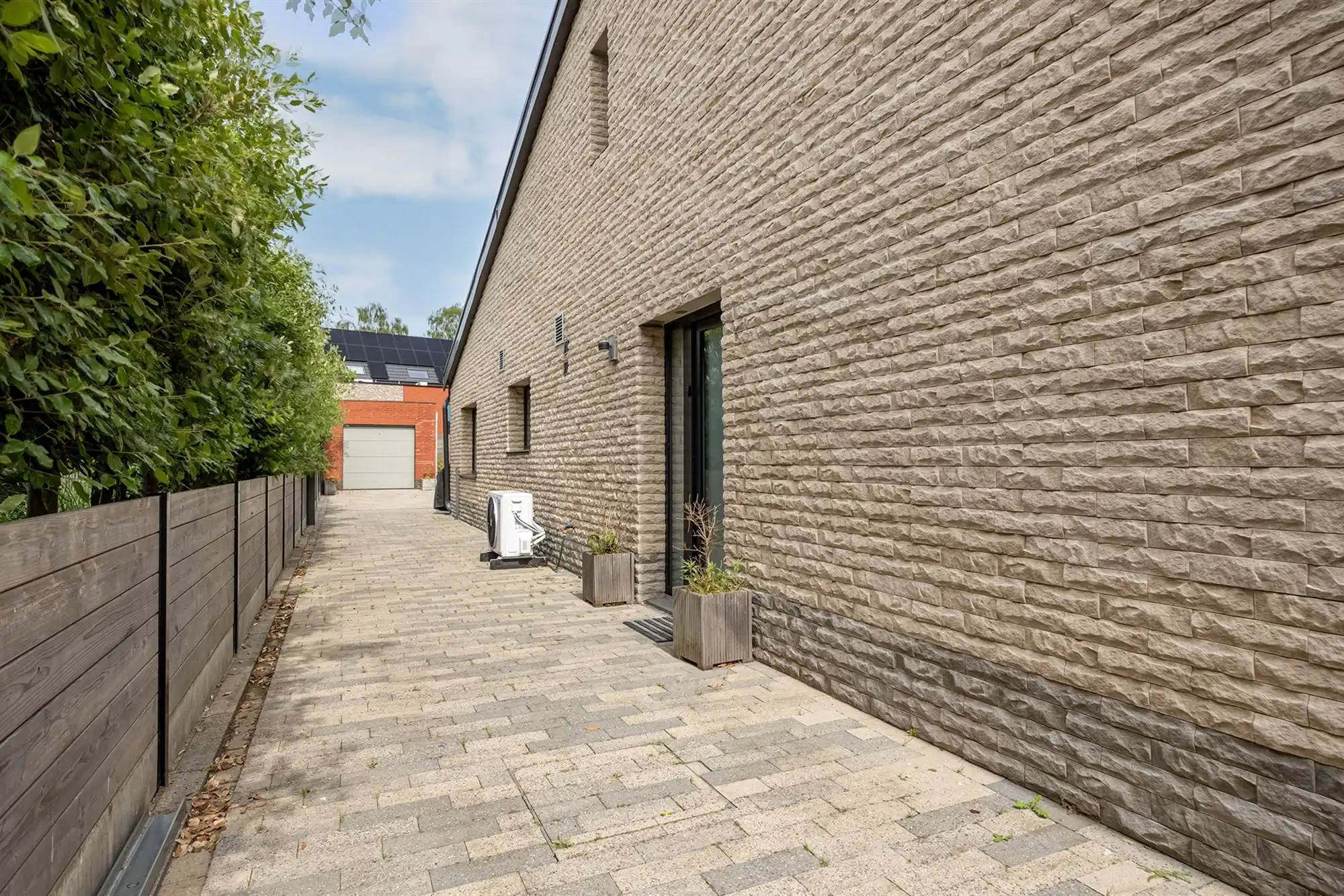 HOB met 3 slpk. en verwarmd zwembad foto 17