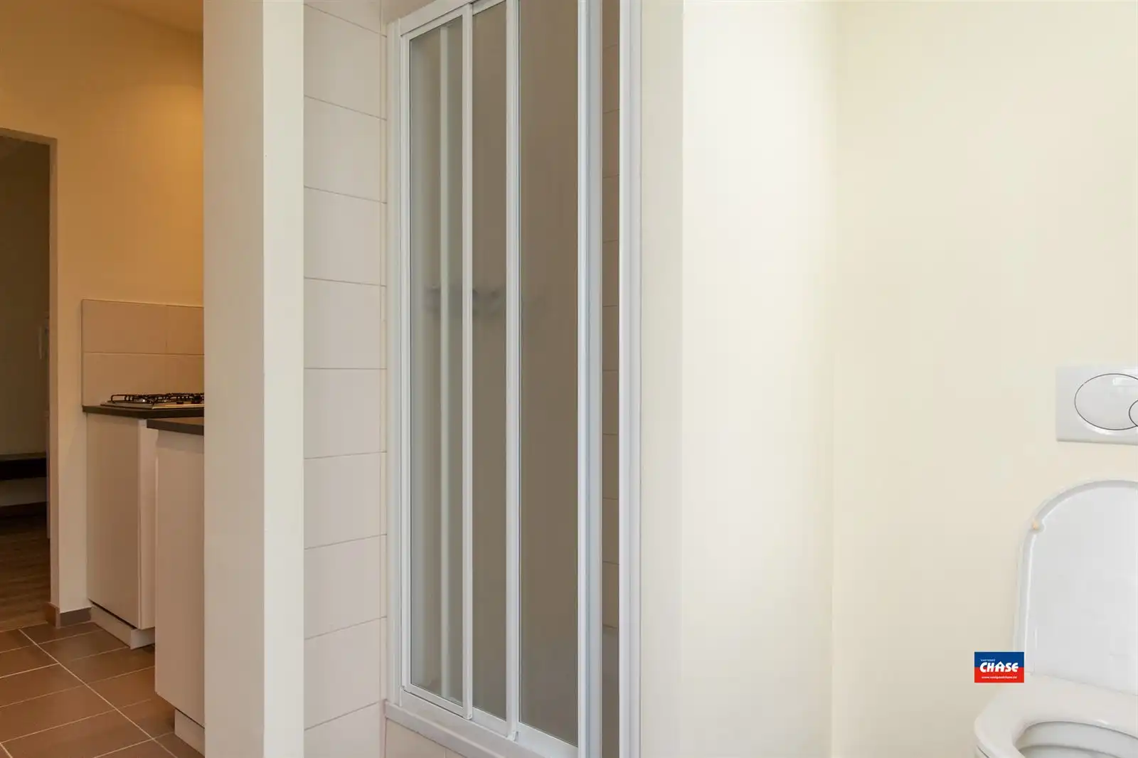 Prachtige woning met 3 tot 5 slaapkamers + grote tuin foto 17