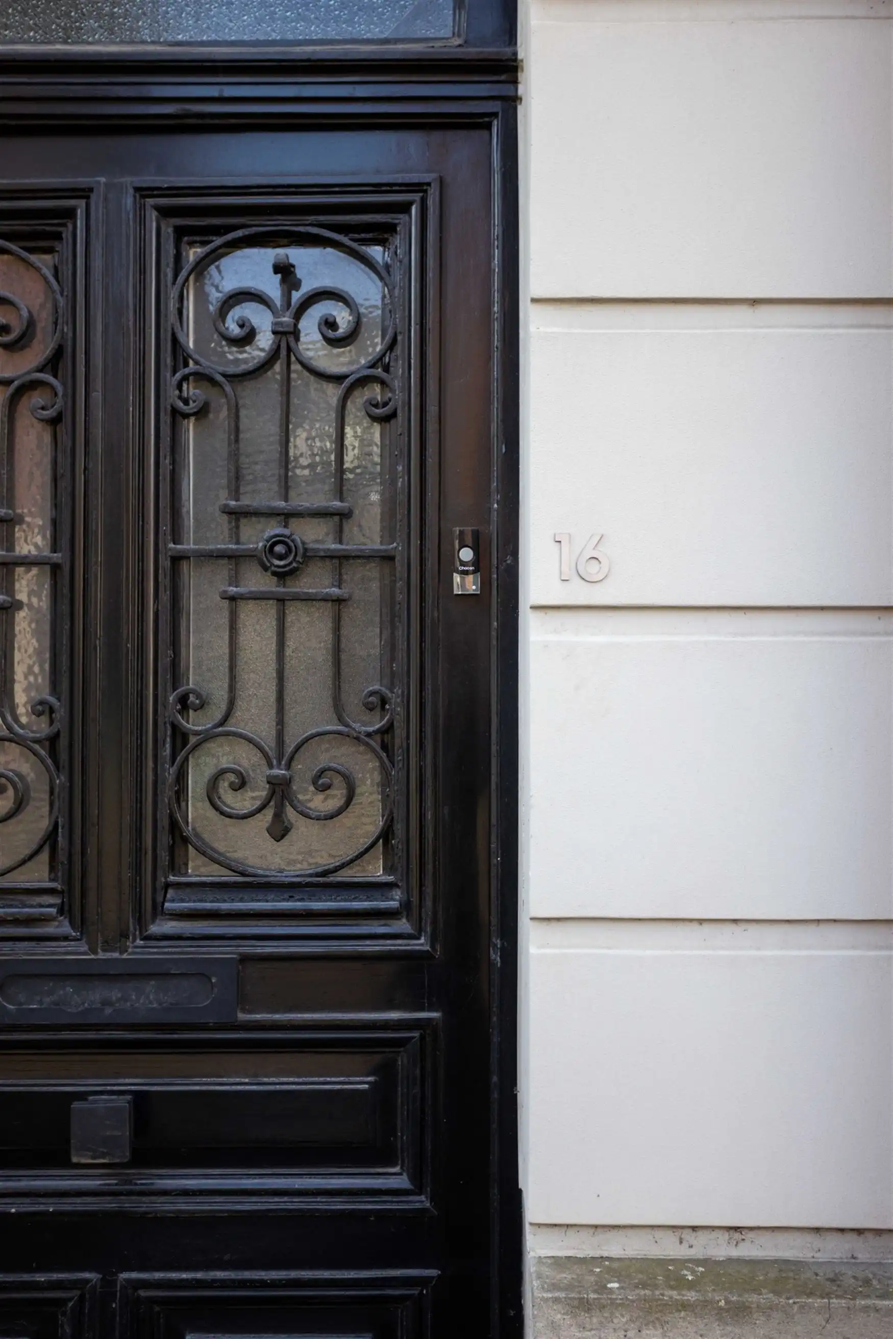 Karaktervolle renovatiewoning met zonnige tuin in Miljoenenkwartier foto 3
