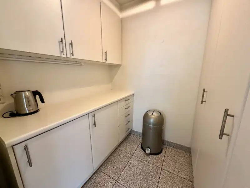 Exclusieve penthouse met 2 slaapkamers, royaal zonneterras en uniek groen uitzicht foto 10