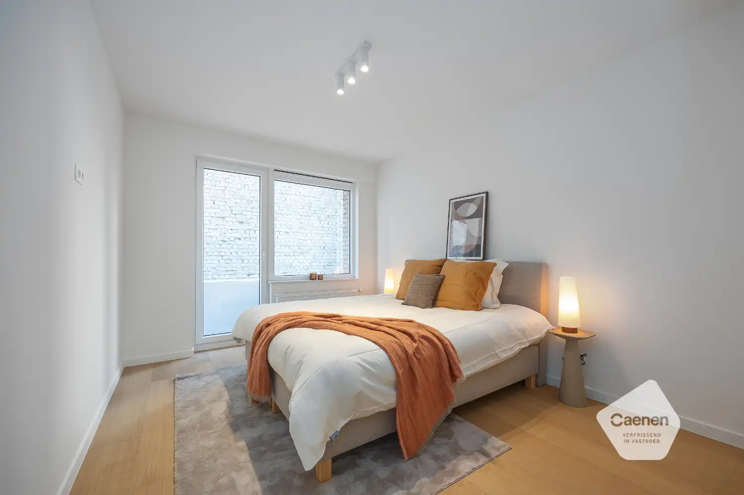 Gerenoveerd drie slaapkamer appartement foto 13