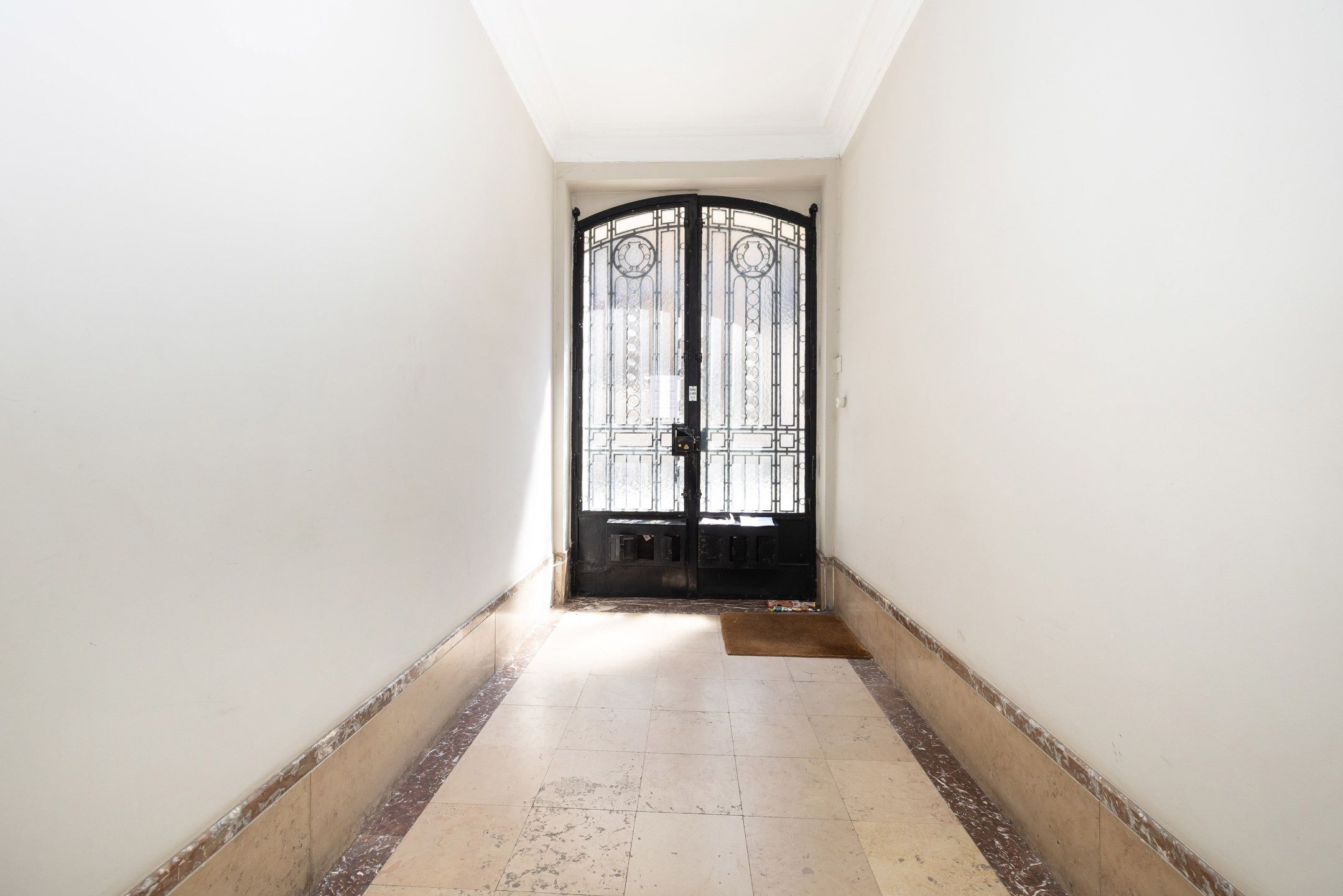 Volledig gerenoveerd appartement met 2 slaapkamers  foto 18