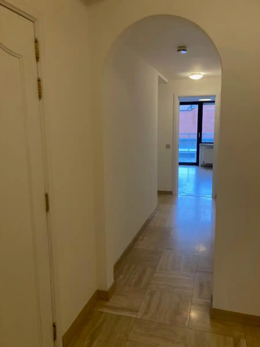 Zeer ruim appartement te huur gelegen op toplocatie foto 7