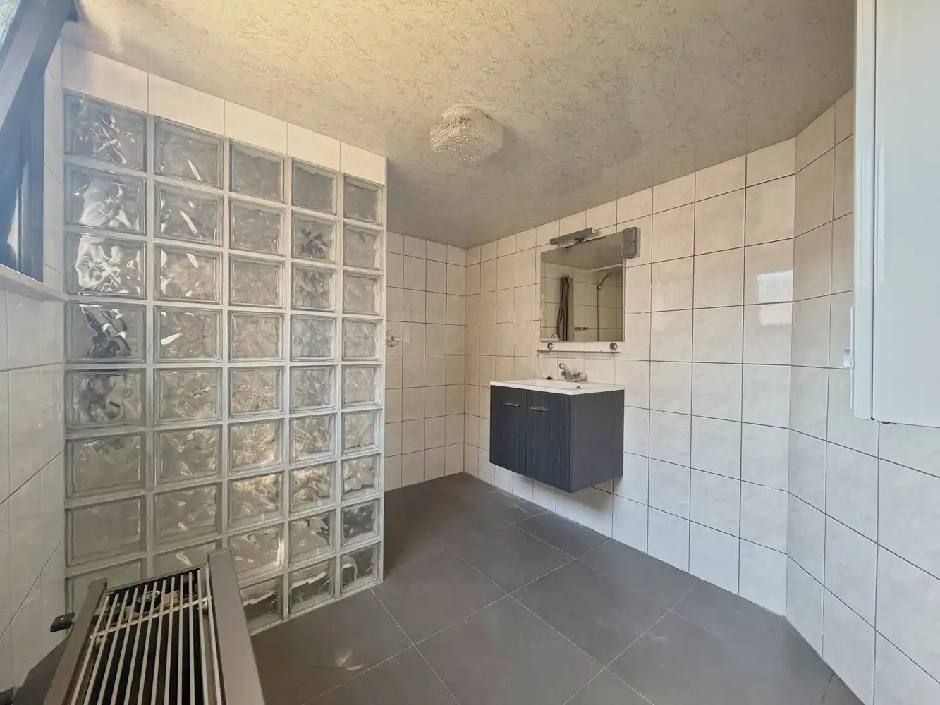 Lichtrijke gezinswoning met zonnige tuin foto 9