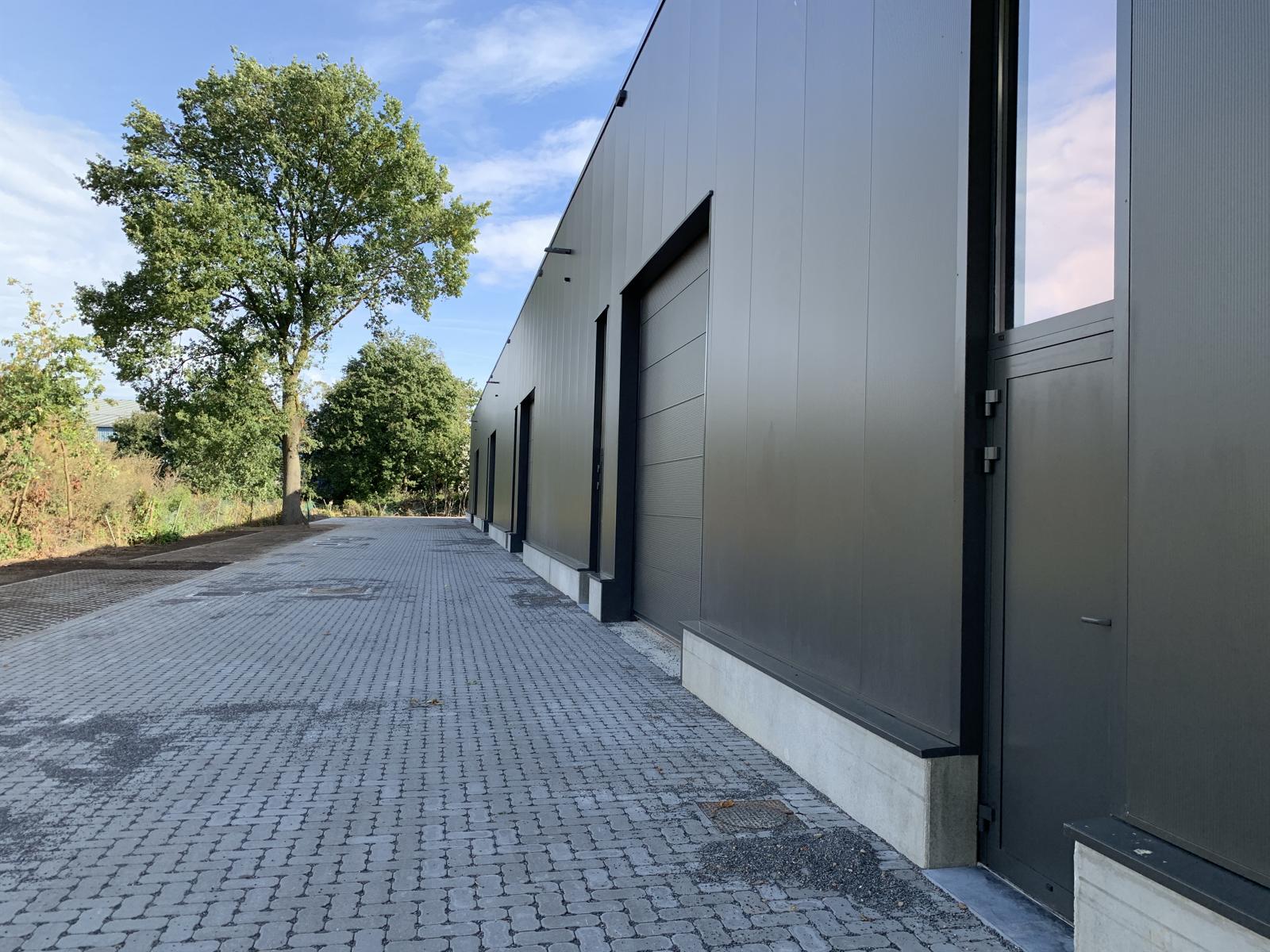 Bedrijfsvastgoed te huur foto {{pictureIndex}}