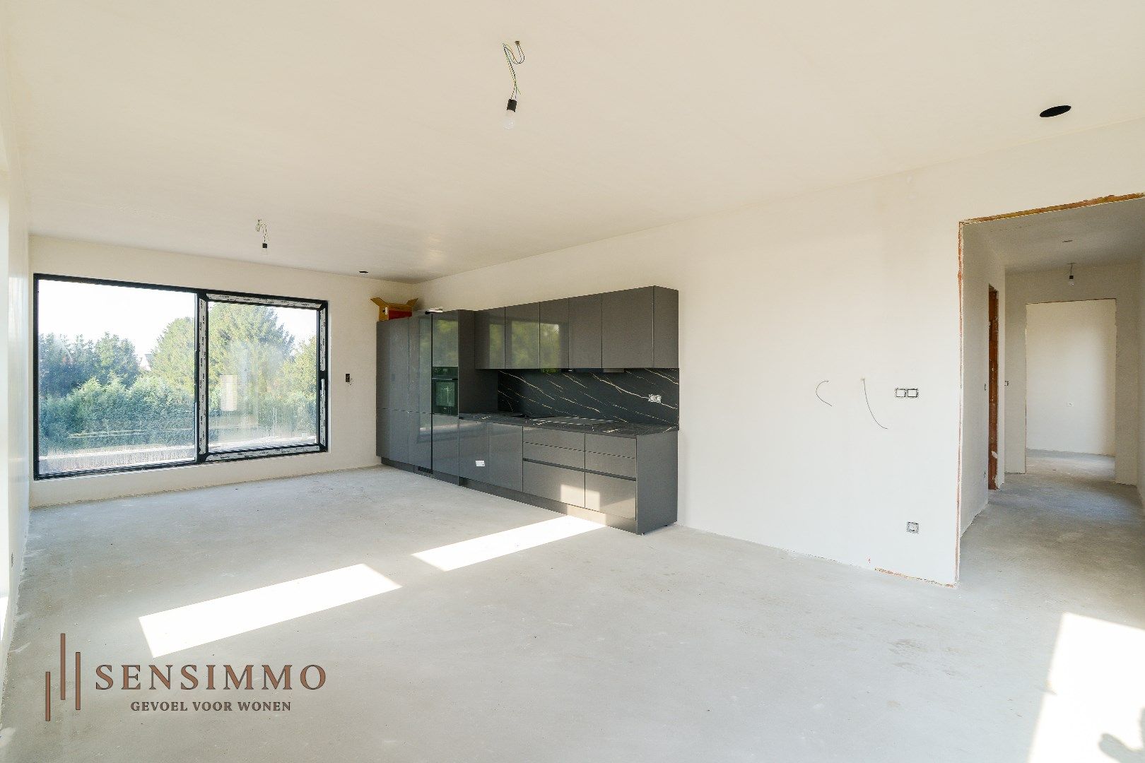 Nieuwbouw penthouse met 2 slaapkamers, dubbel terras en parking!  foto 4