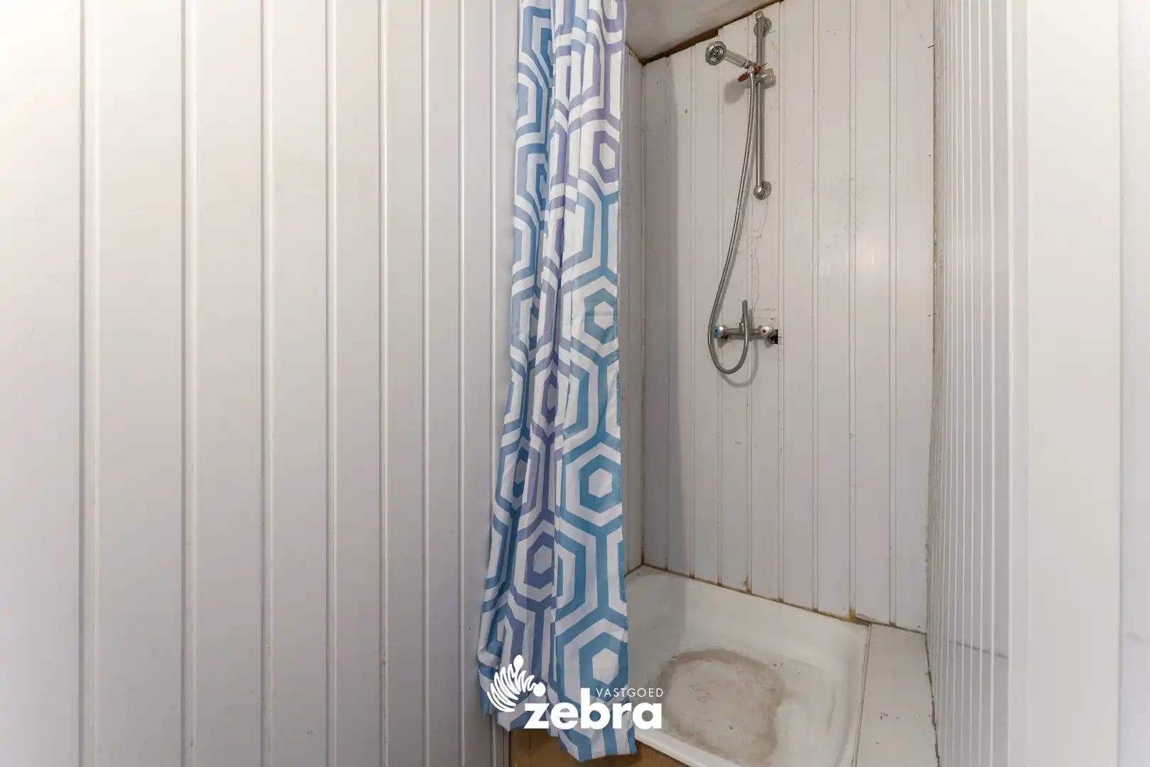 Te renoveren stadswoning te centrum Roeselare! foto 10