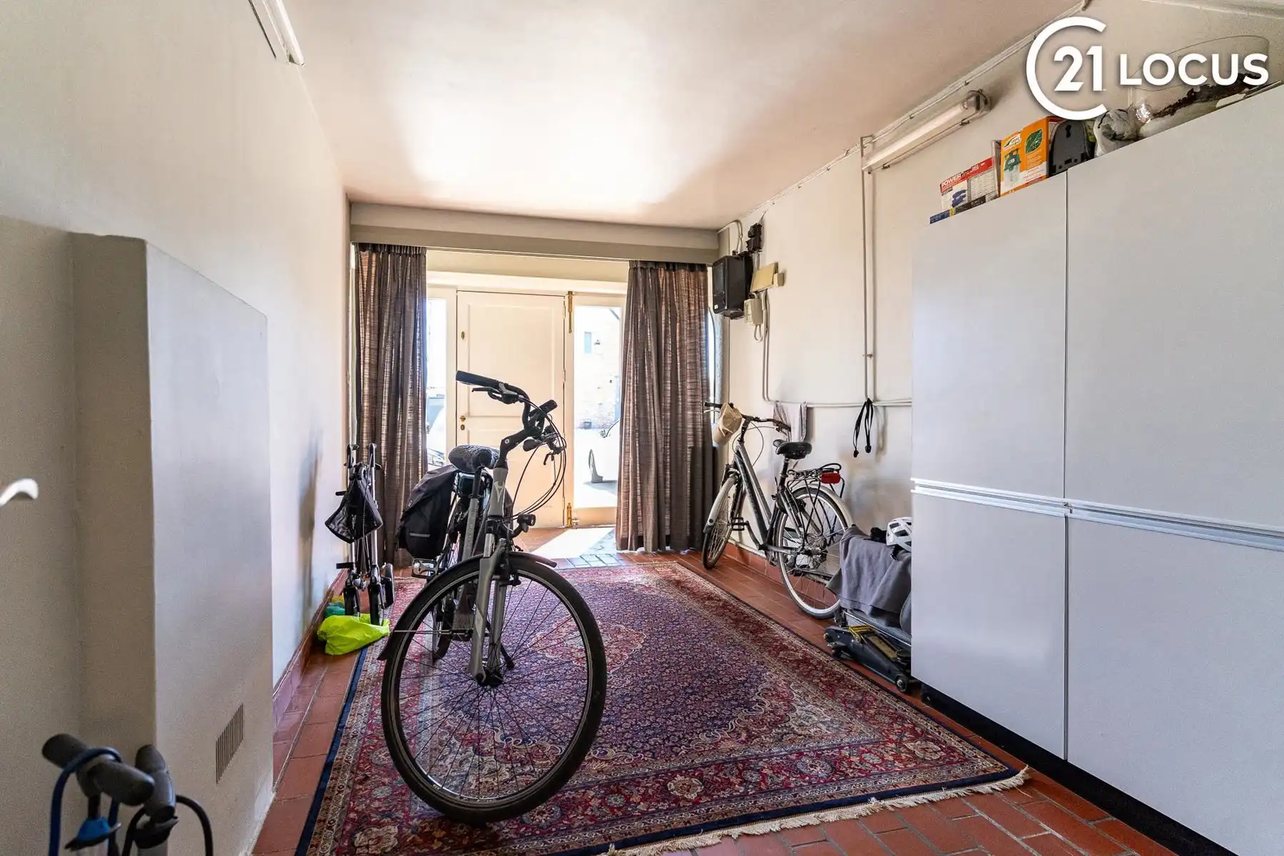  gezinswoning met 3 slk, tuin met vrij zicht en garage foto 11