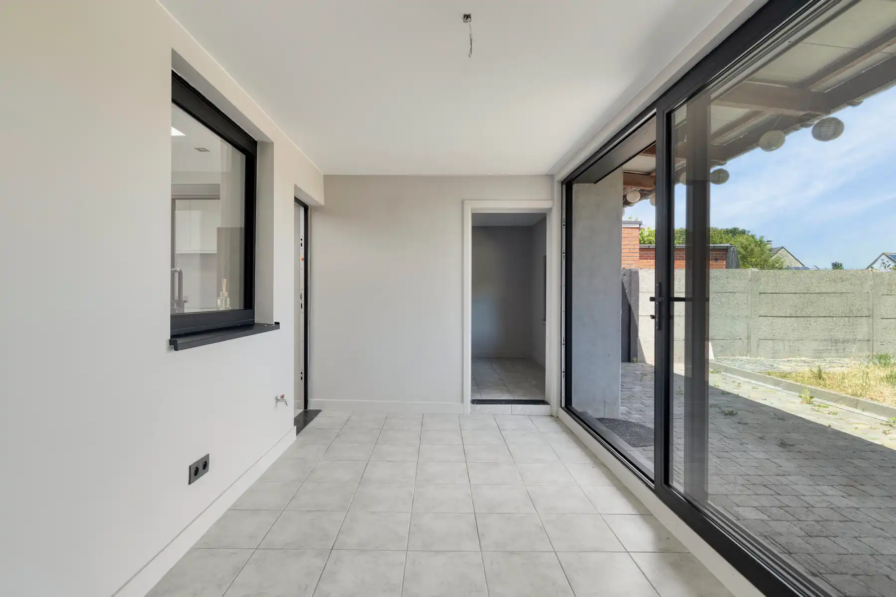 Instapklare HOB met 3 slaapkamers, garage en tuin! foto 10