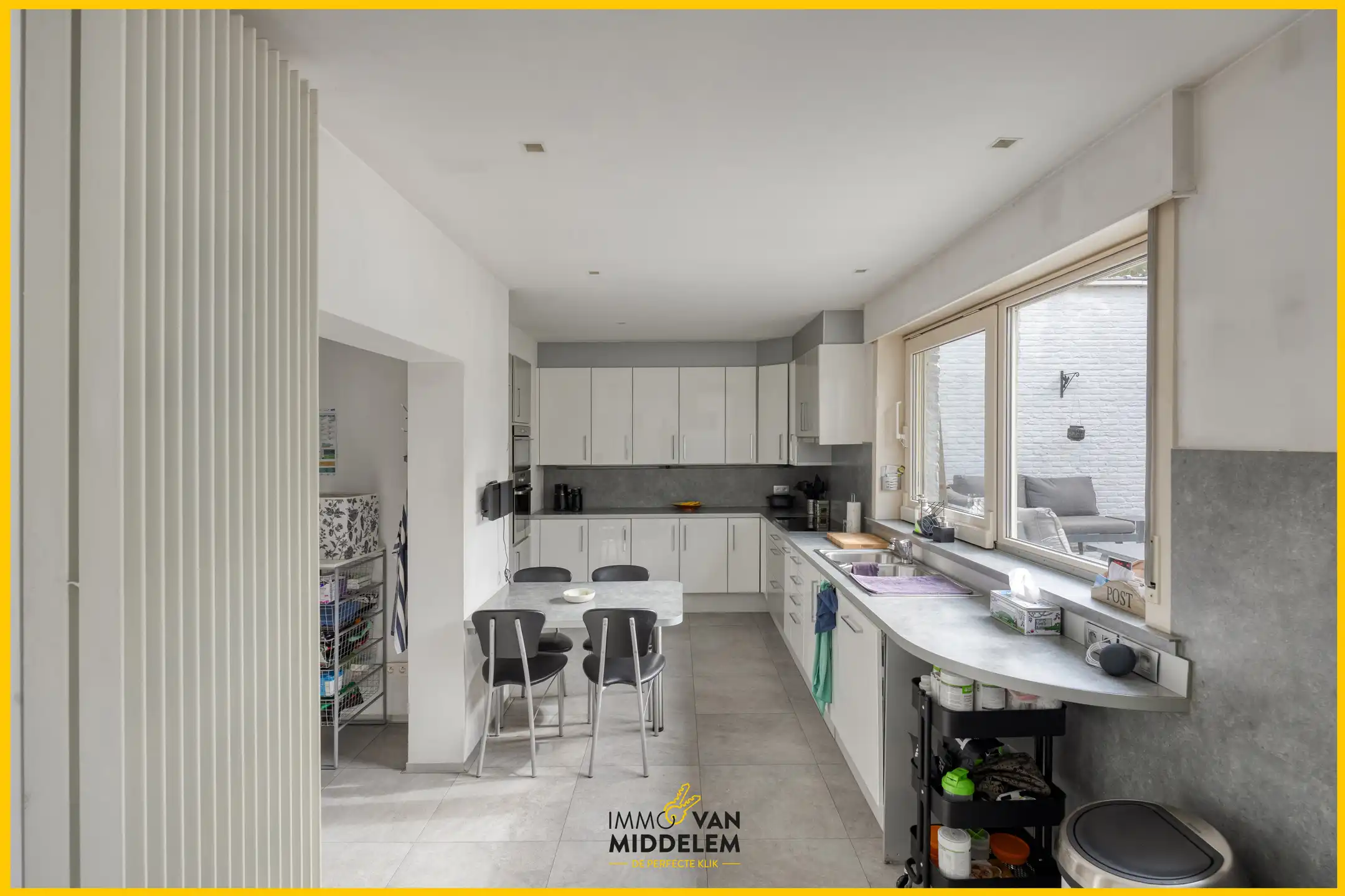 RUIME WONING MET 5 KAMERS, TERRAS, TUIN & PARKING foto 7