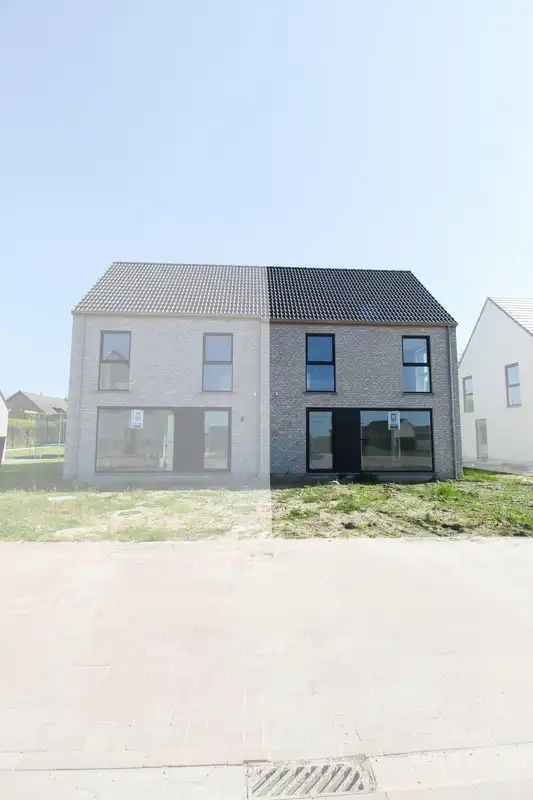 Hectaar bouwt hedendaagse halfopen bebouwingen te Meulebeke foto {{pictureIndex}}