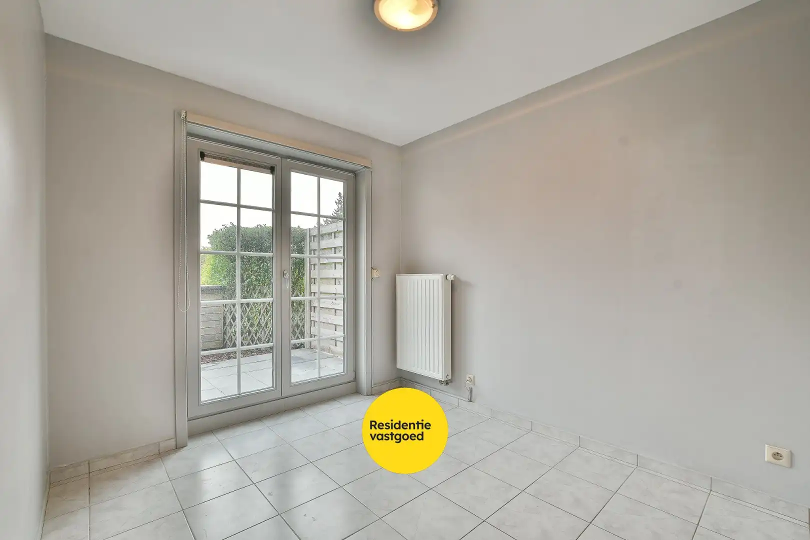 Modern gelijkvloers appartement met 2 slaapkamers– op slechts 500m van strand en zee! foto 15