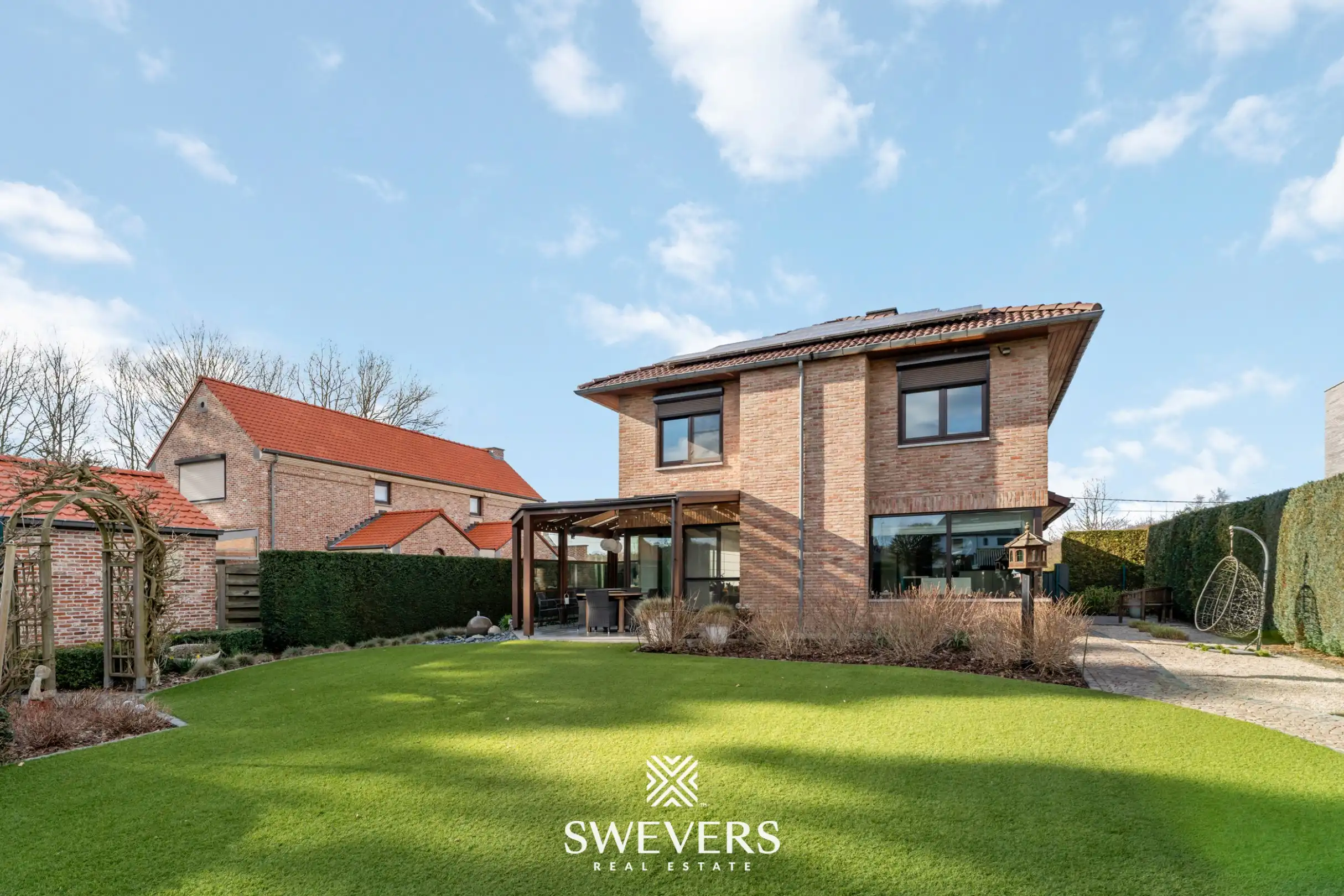 Uiterst verzorgde en lichtrijke woning op een rustige locatie in Heusden-Zolder foto 29