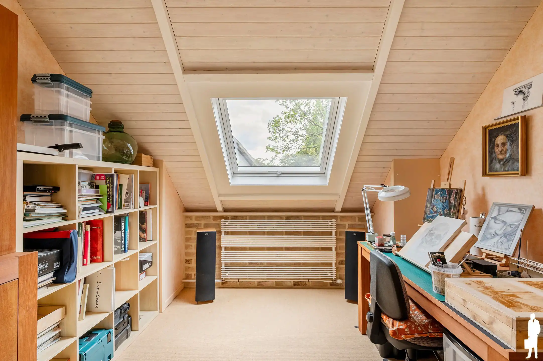 Ruime gezinswoning met 4 slaapkamers, 2 badkamers en zonnige tuin  foto 24