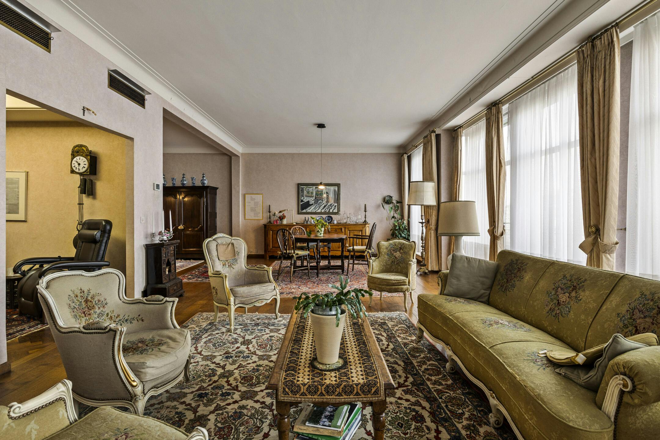 Riant appartement ca 172 m²  te koop in centrum Antwerpen foto 2