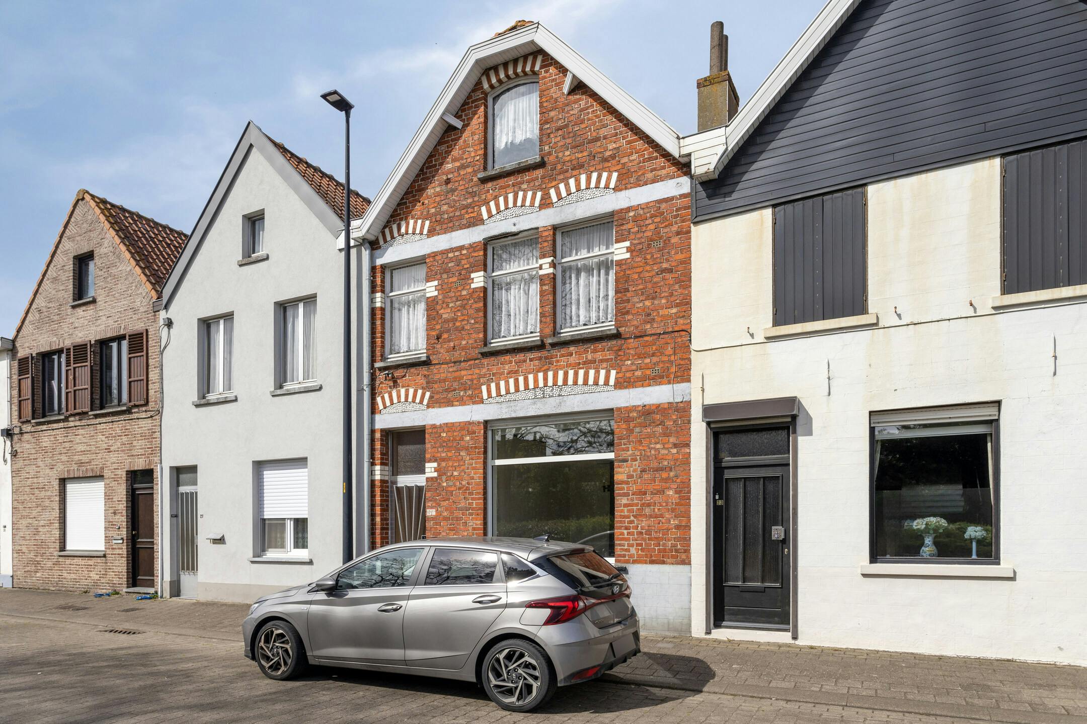 ()=>{if(producerUpdateValueVersion(node),producerAccessed(node),node.value===ERRORED)throw node.error;return node.value} Stationsplein 25 - 9990 Maldegem