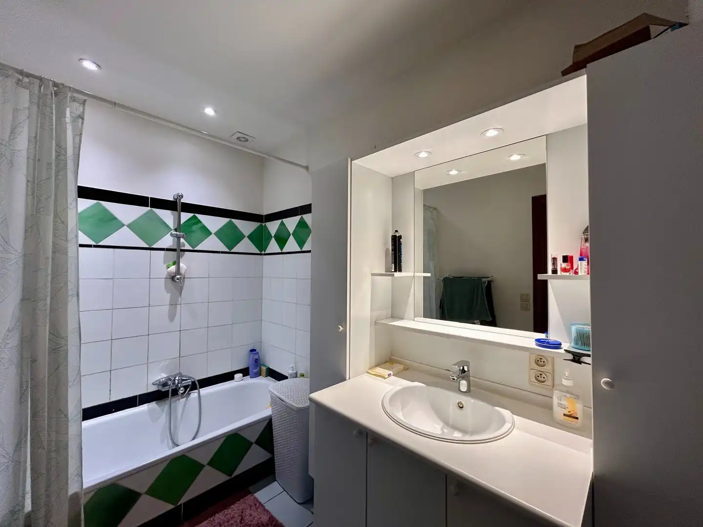 Instapklare woning met garage in Meulebeke! foto 7