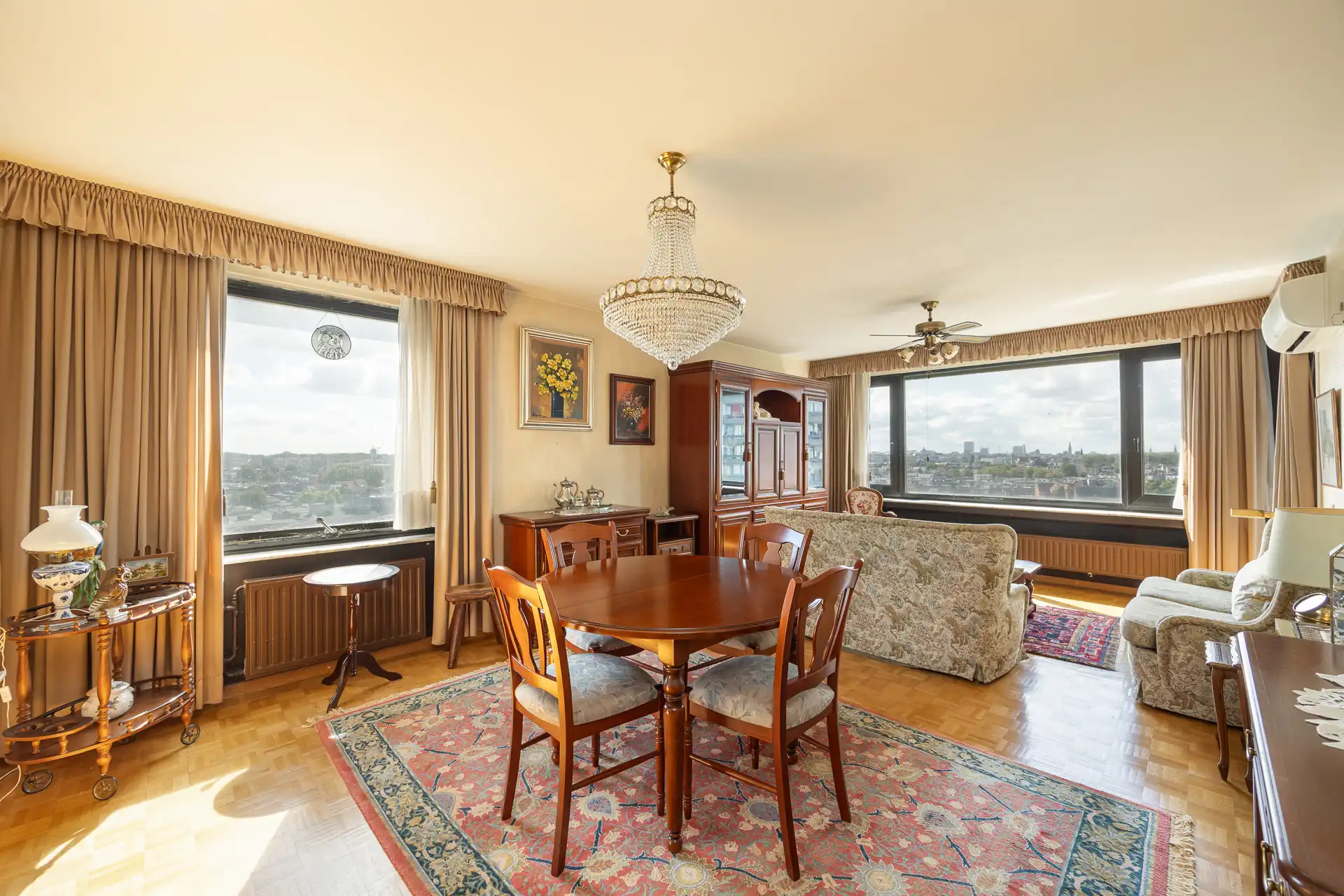 Appartement met 3 slaapkamers en terras (8°verdieping A) foto {{pictureIndex}}
