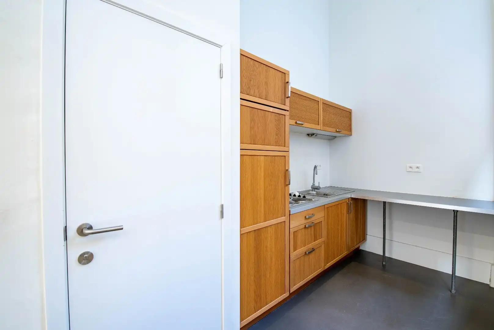 Kipdorp 23 - Veelzijdig kantoor/showroom met parking foto 7