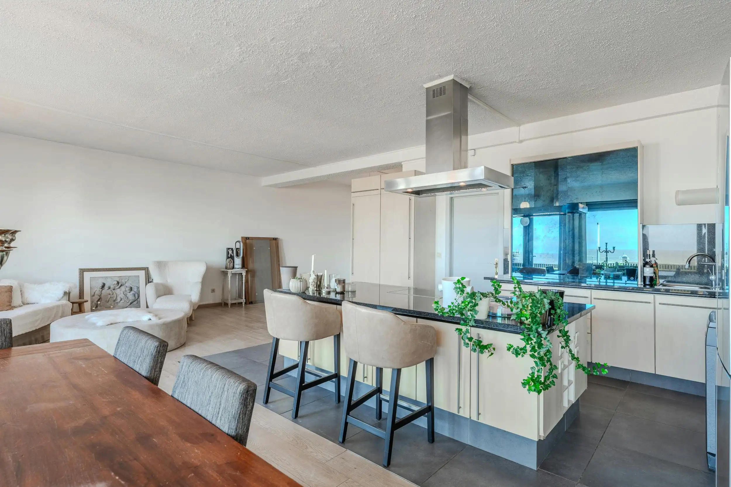 Gelijkvloers appartement (165m²) met zeezicht te Oostende foto 7