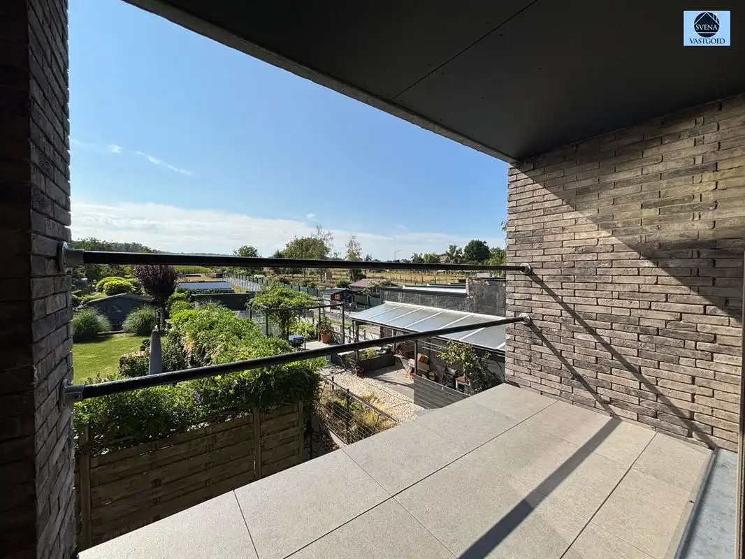 ENERGIEZUINIGE INSTAPKLARE WONING MET 2 SLAAPKAMERS, GARAGE EN TUIN foto 7