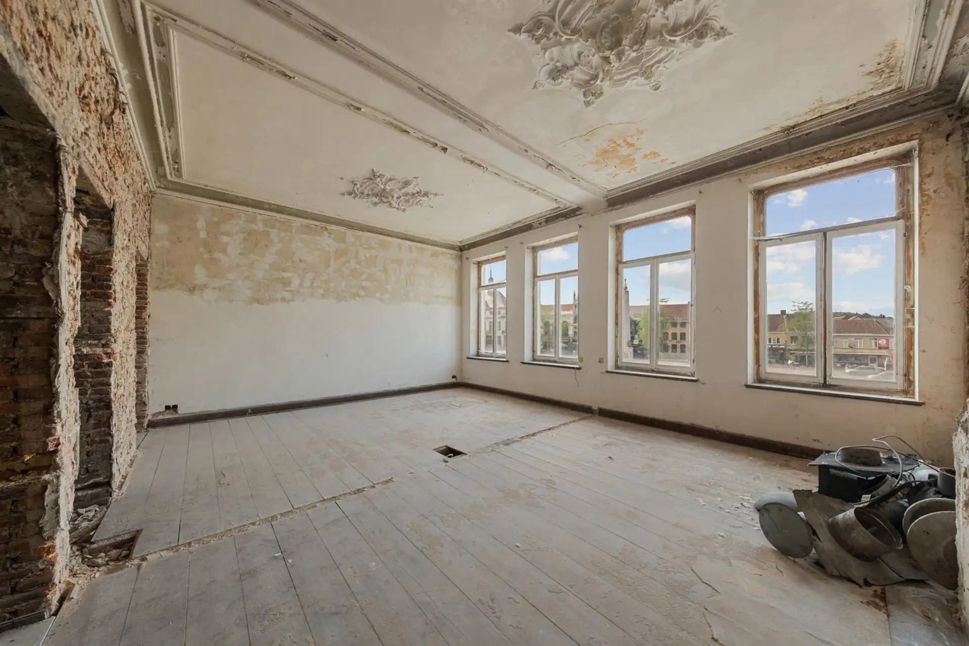 Statige herenwoning (1.000 m²) op de Markt in Ronse foto 13