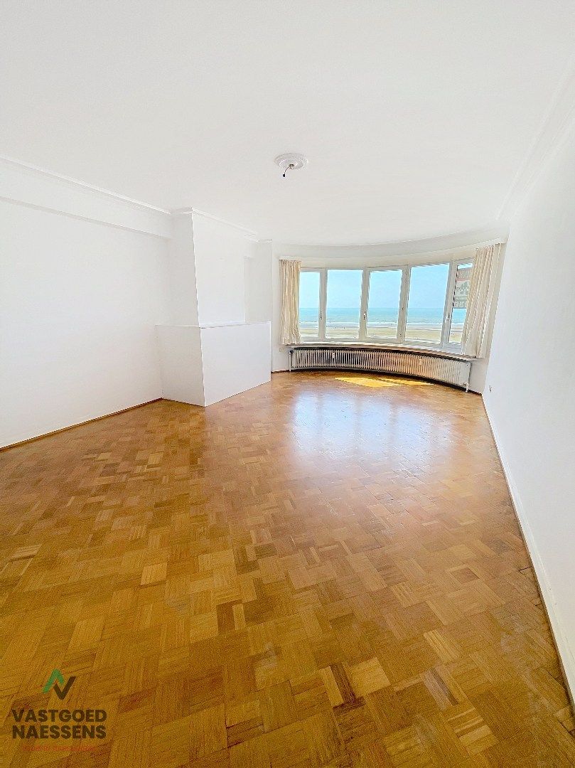 RUIM 2 SLPK APP MET FRONTAAL ZEEZICHT  foto 5