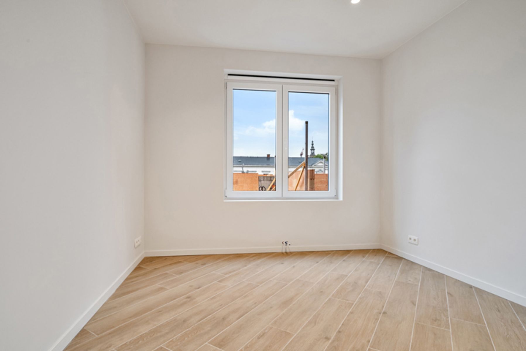 Stijlvol Nieuwbouwappartement te Huur in centrum foto 10