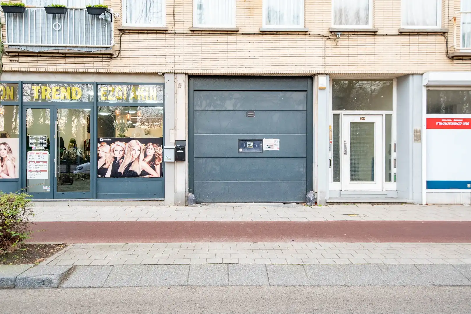 Magazijn te huur foto 2