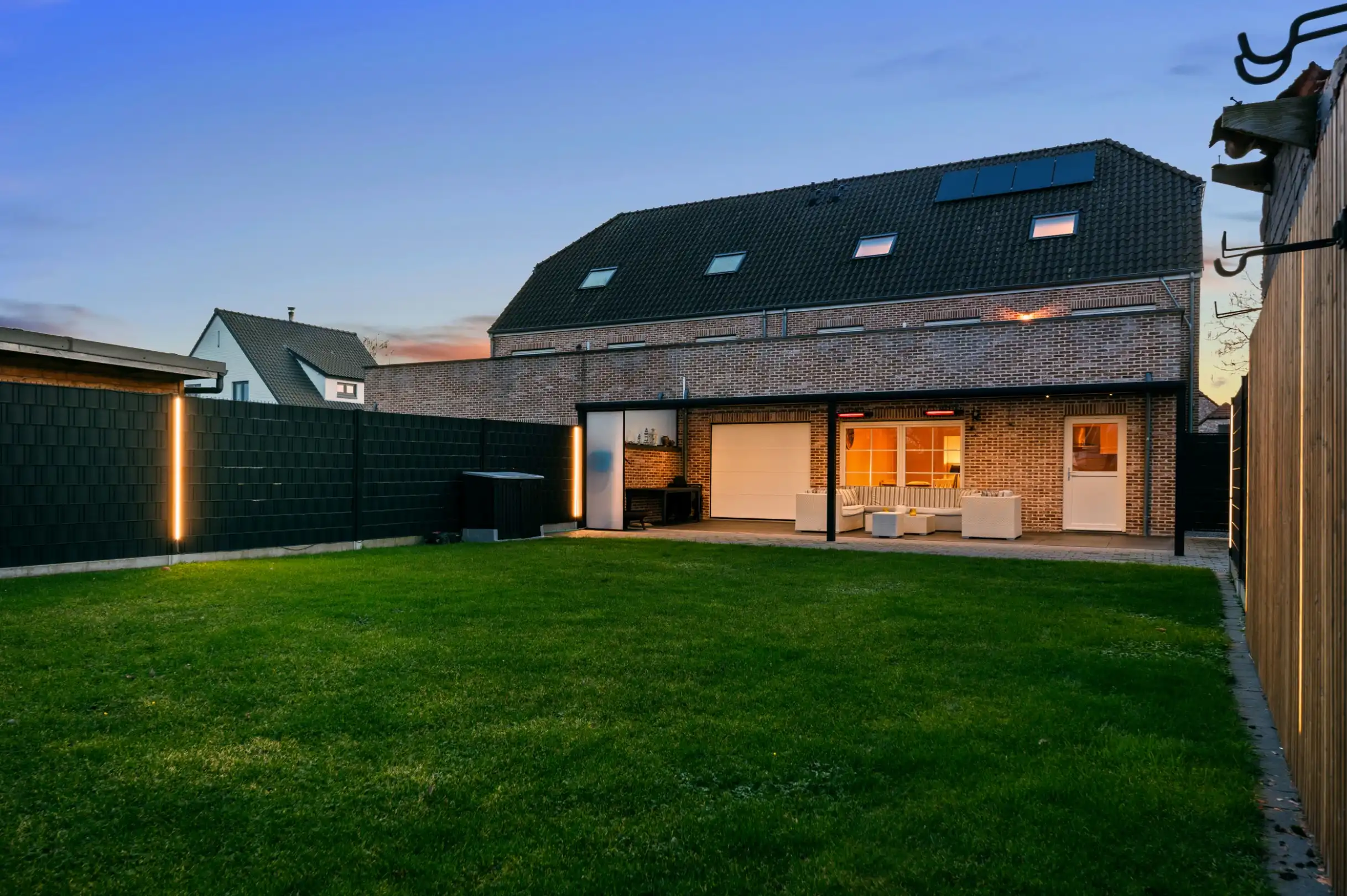 Rustig gelegen energiezuinige halfopen woning met 6 slaapkamers foto 27