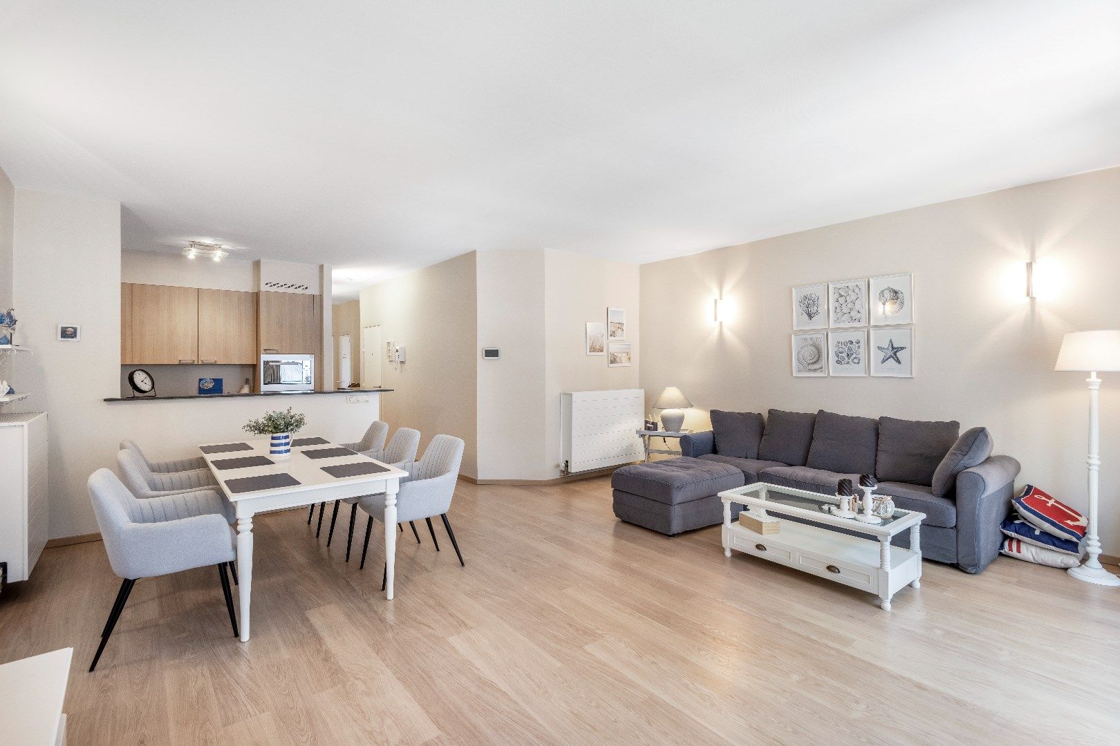Zeer goed onderhouden appartement met zonneterras, gelegen op de Dumortierlaan. foto 8