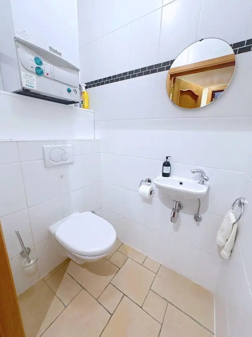 Centraal gelegen en ruim appartement foto 12